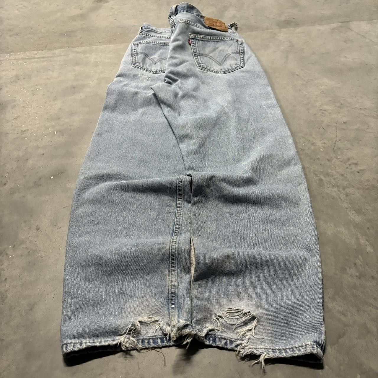 Levi's × Vintage Crazy Vintage Y2K/2000s Faded Light Wash Levi’s Distressed Denim Jeans! Size US 34 / EU 50 - 4 Thumbnail