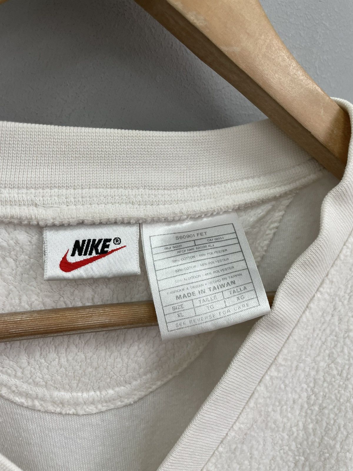 Nike Nike white cotton y2k teddy challenge court vest Size US XL / EU 56 / 4 - 5 Thumbnail