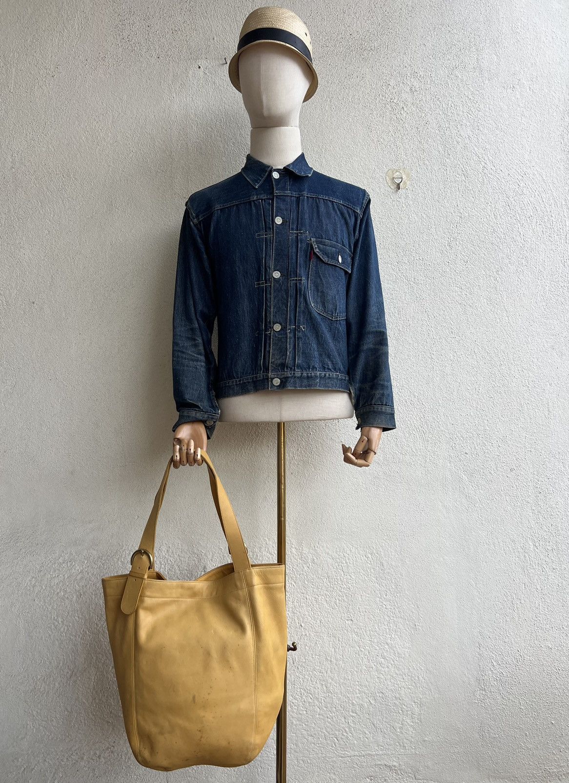 Leather Vintage 90s COACH Scratches Stains Patina Leather Tote Bag Size ONE SIZE - 3 Thumbnail
