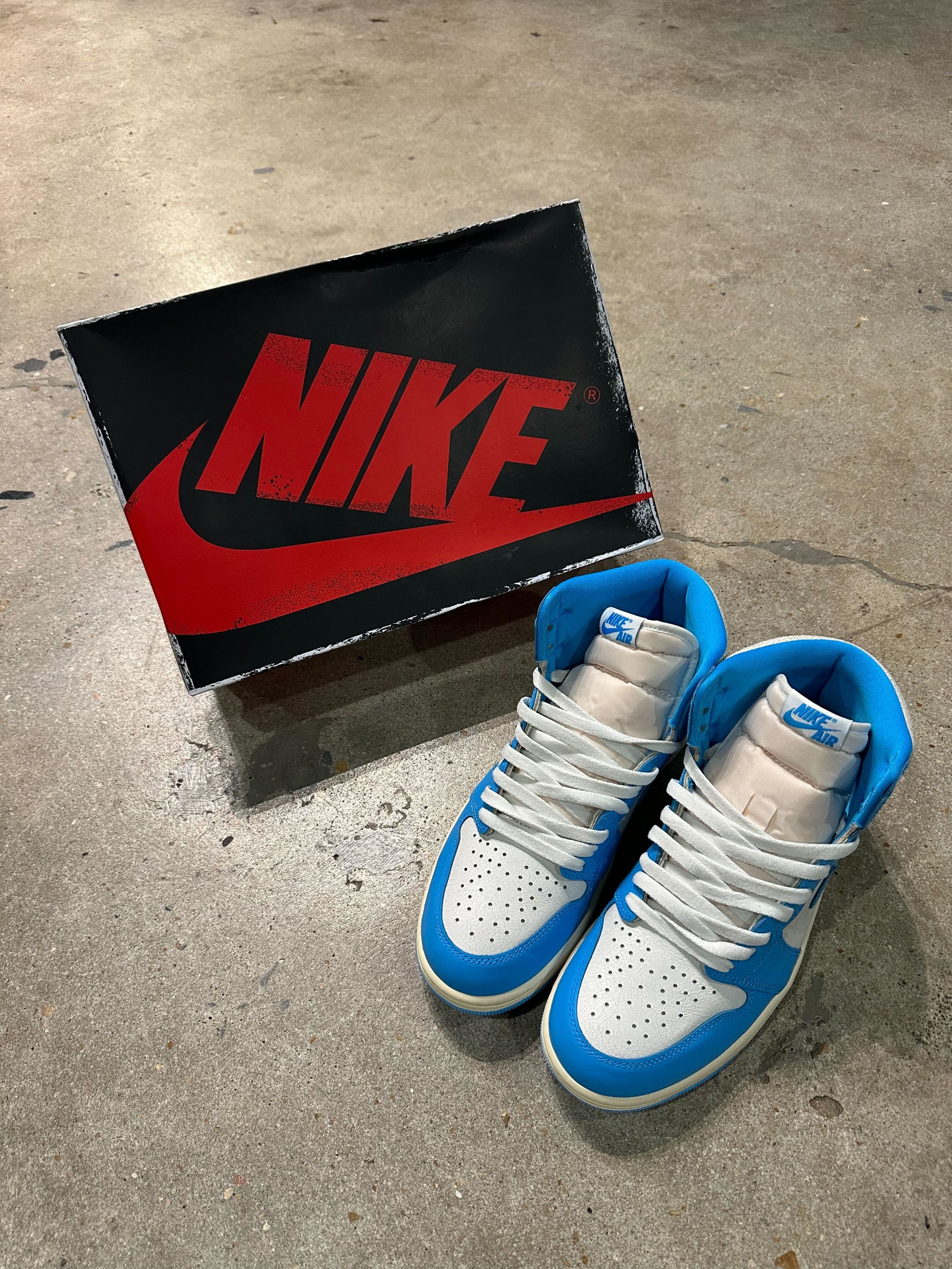 Jordan Brand Jordan 1 Retro High OG UNC Reimagined Size US 9.5 / EU 42-43 - 2 Thumbnail