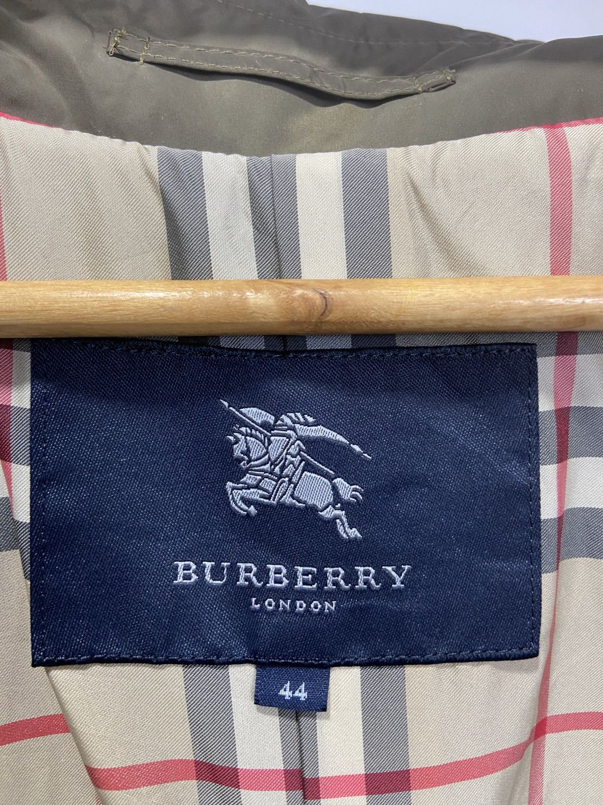 Burberry Burberry Rain Trench Coat Size L / US 10 / IT 46 - 15 Thumbnail