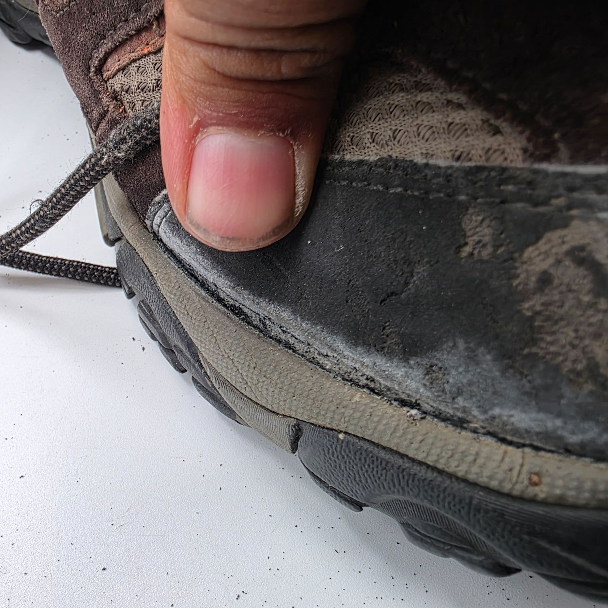 Merrell Merrell Moab Mens Size 15 Brown Hiking Shoes Gore-Tex Vibram Size US 15 / EU 48 - 16 Thumbnail