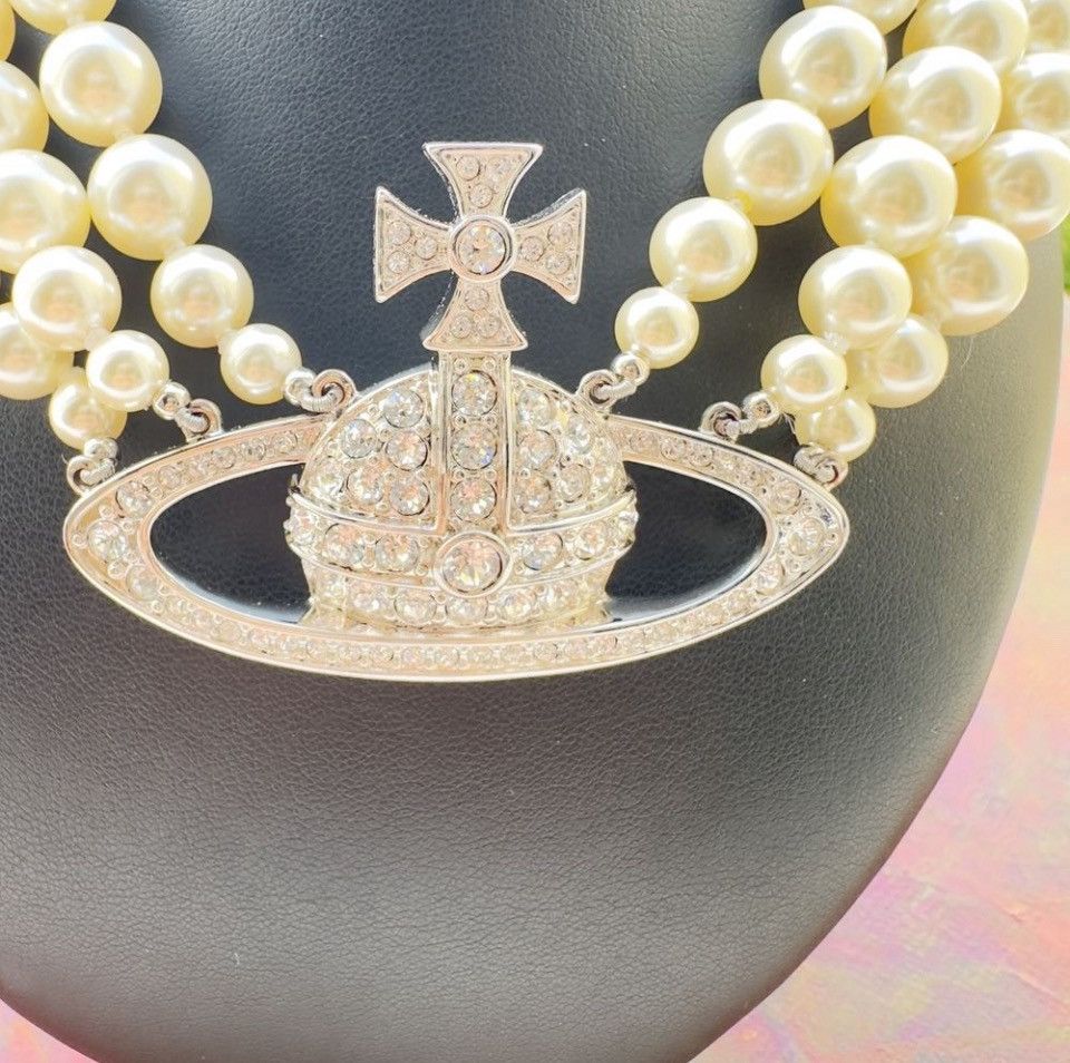 Vivienne Westwood Rare 🔥❤️‍🔥Vivienne Westwood Three Row Pearl Size ONE SIZE - 8 Thumbnail