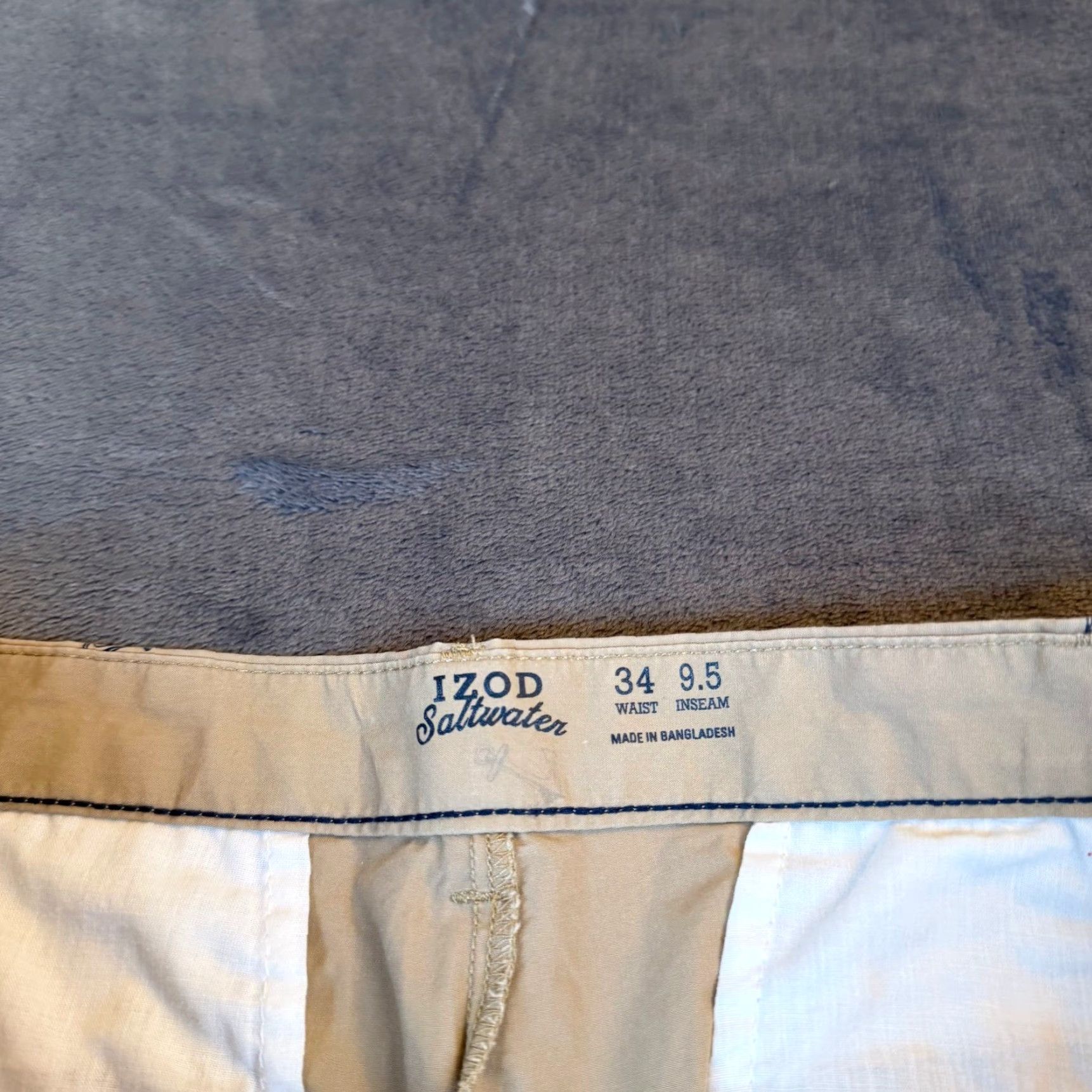 Izod VINTAGE IZOD Saltwater Chino Shorts Mens 34 Tan Khaki Anchor Print 9.5 Inseam Cotton Size US 34 / EU 50 - 2 Thumbnail