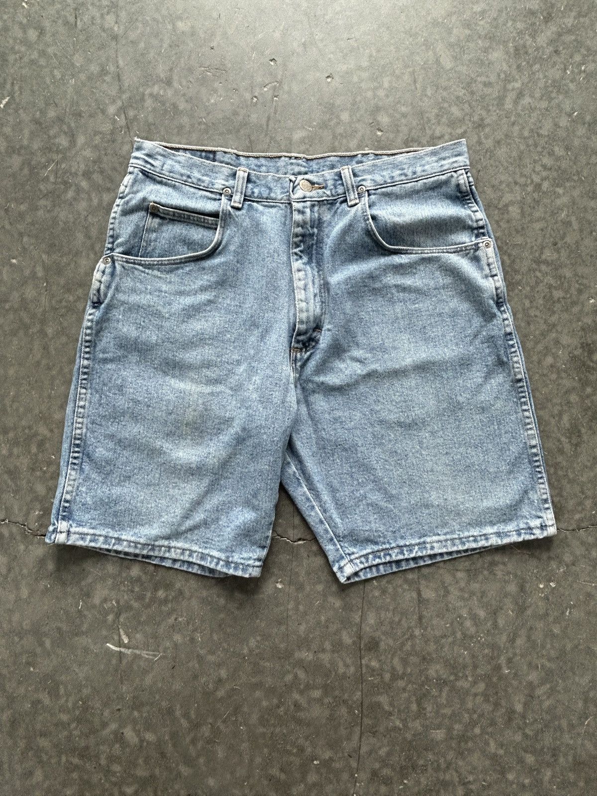 Wrangler Vintage Y2K Wrangler Denim Jean Shorts Size US 32 / EU 48 - 1 Thumbnail