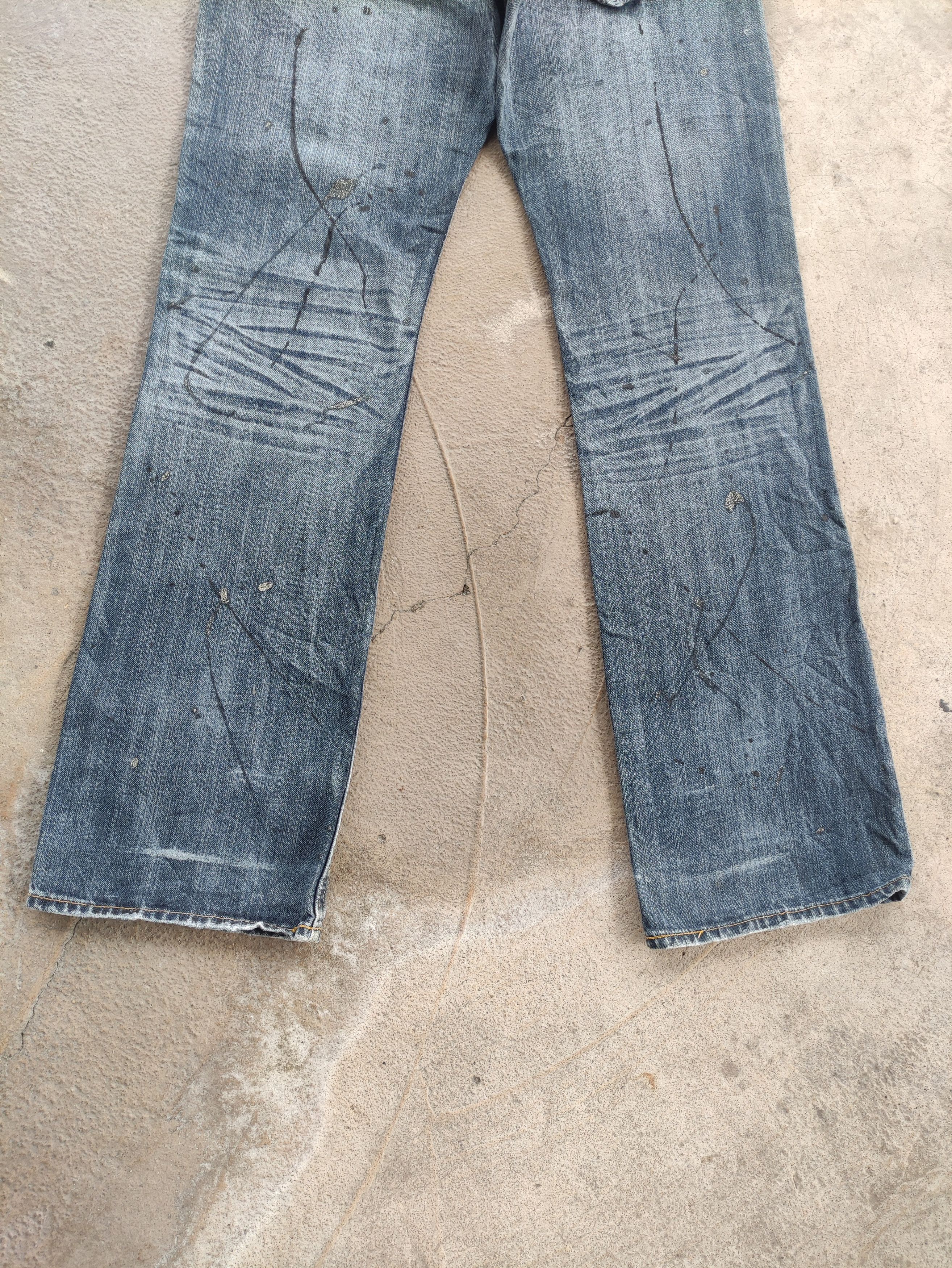 Japanese Brand Vintage Japanese Micro Flare Distressed Faded Denim Jean Size US 32 / EU 48 - 11 Thumbnail