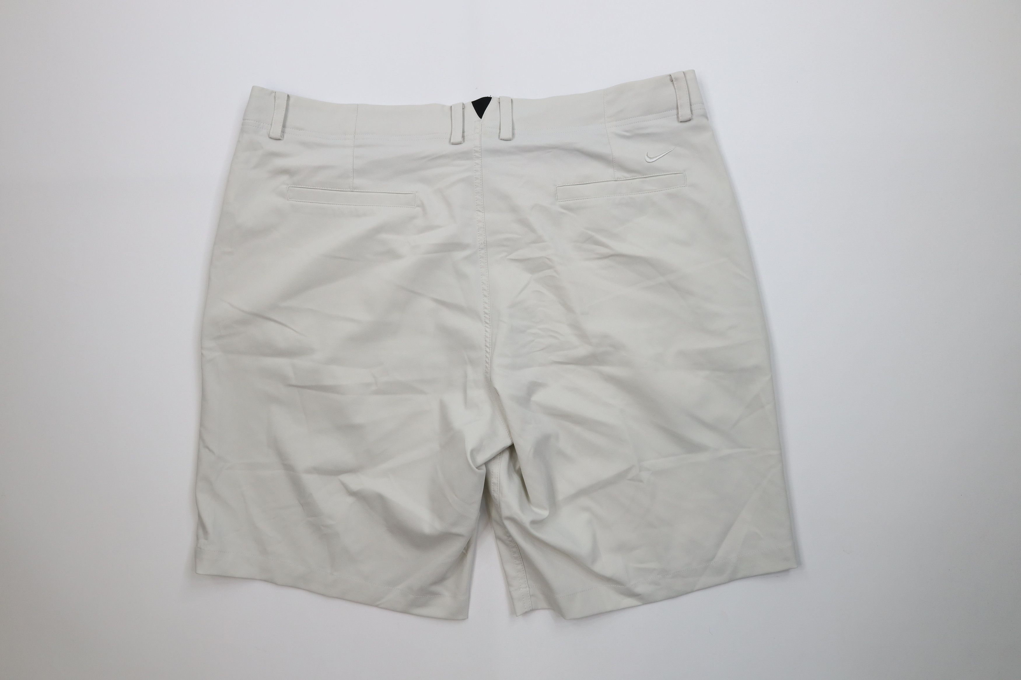 Nike Nike Golf Mini Swoosh Golfing Chino Shorts Beige Polyester Size US 40 / EU 56 - 9 Thumbnail