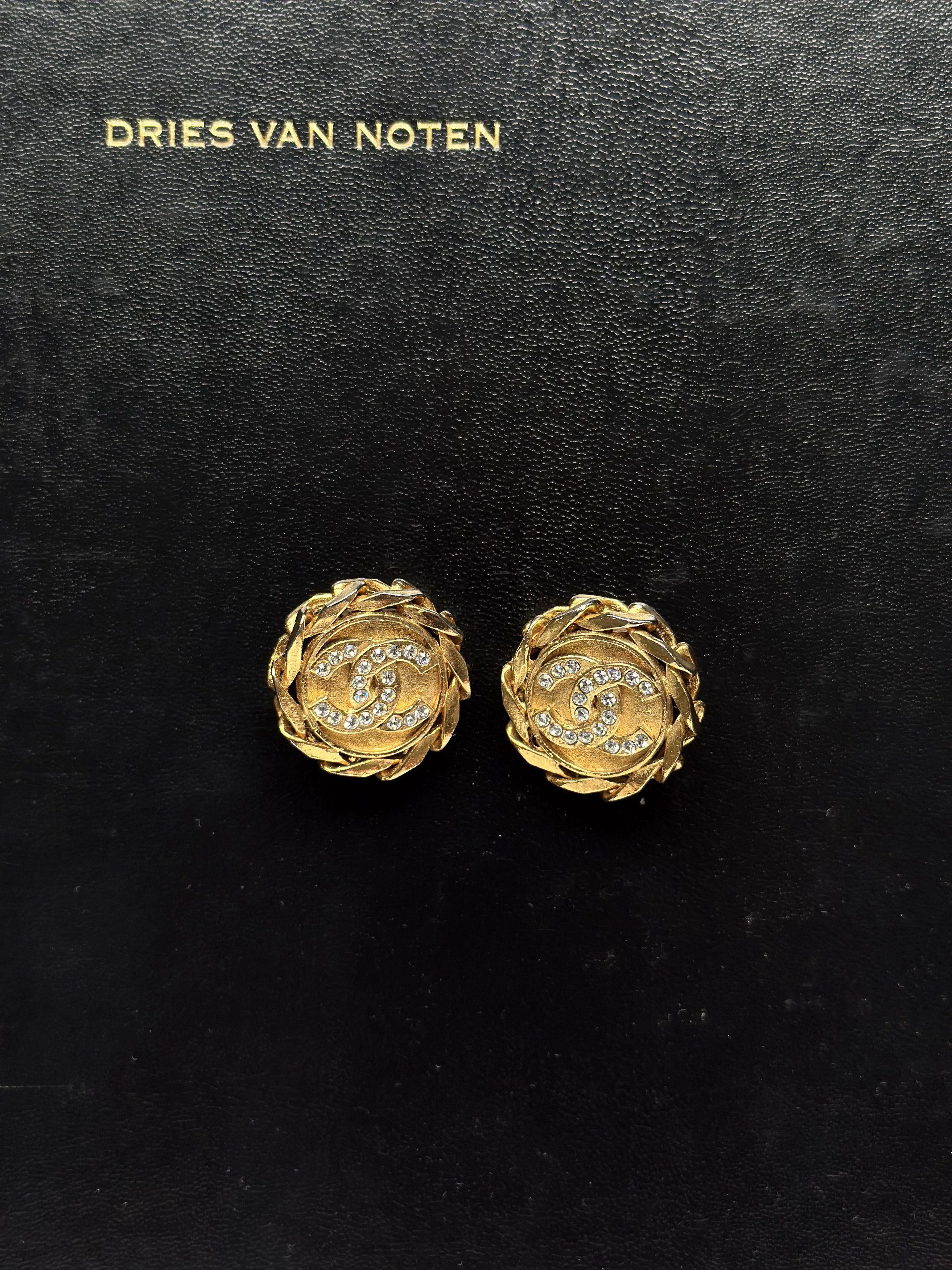 Chanel Rhinestone CC Chain Vintage Clip On Size ONE SIZE - 4 Thumbnail