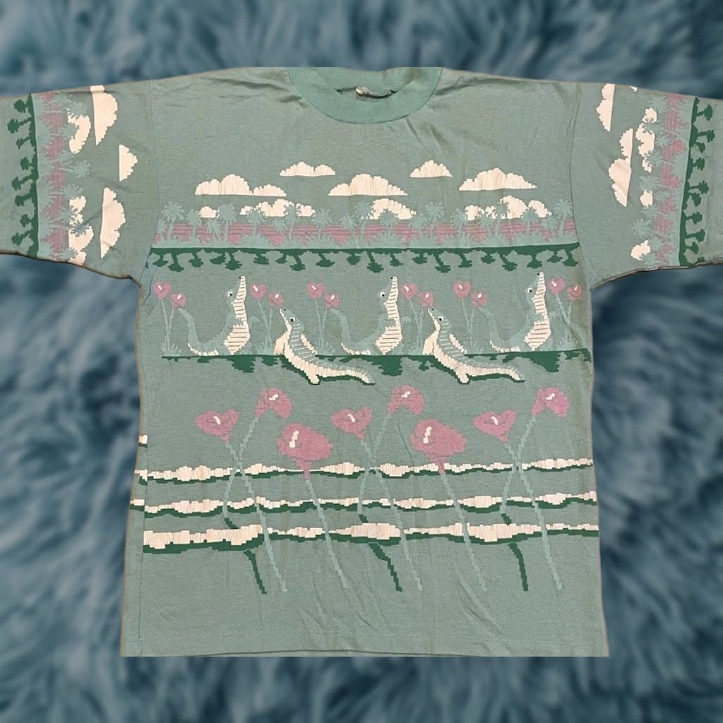 Vintage VINTAGE Crocodile Faded AOP Shirt S Men Green 90s 80s Surf Skate Grunge Vaporwave Animal Floral T-Shirt Size US S / EU 44-46 / 1 - 1 Thumbnail