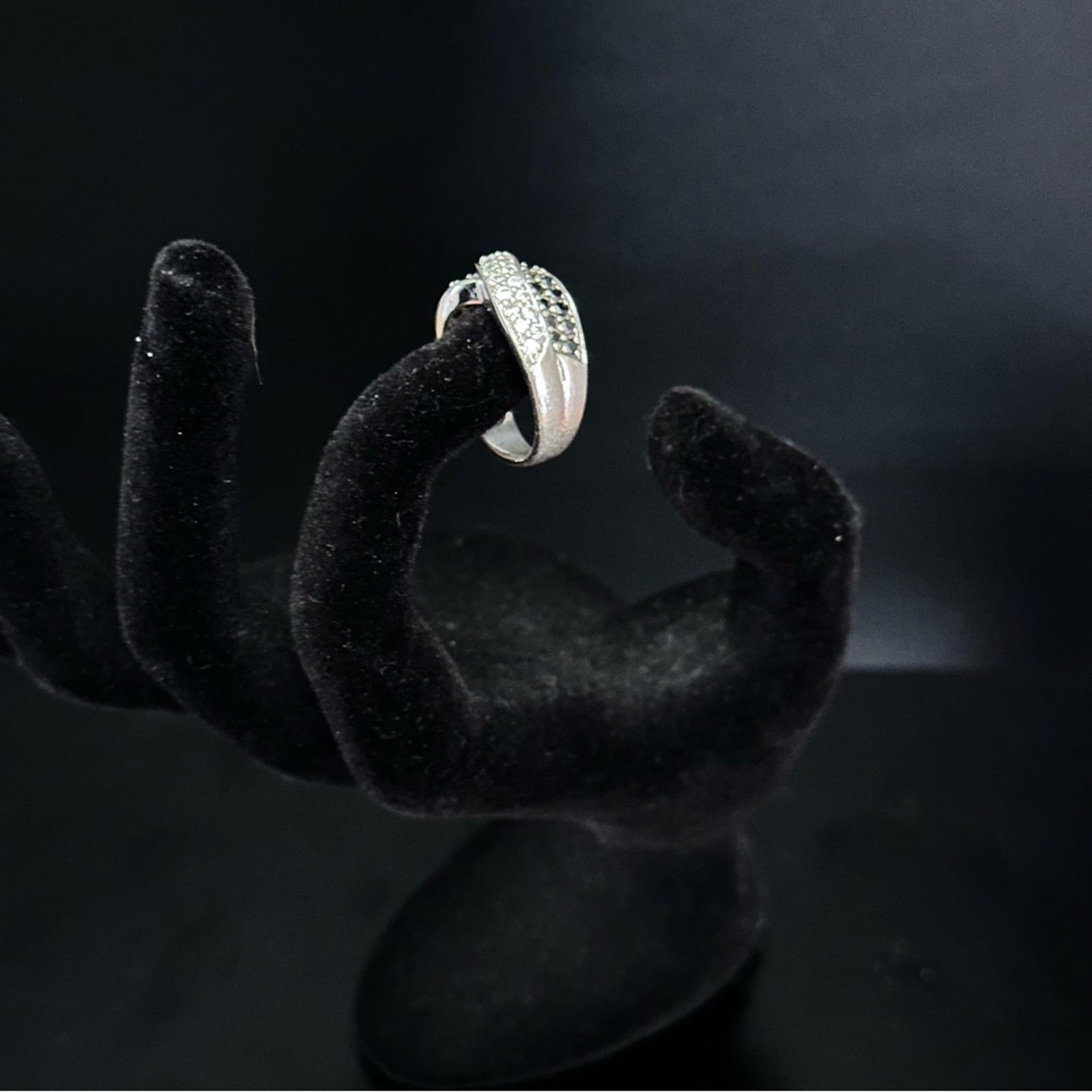 Other Vintage 80’s CZ And Gemstone Cross Knot Ring Size ONE SIZE - 3 Thumbnail