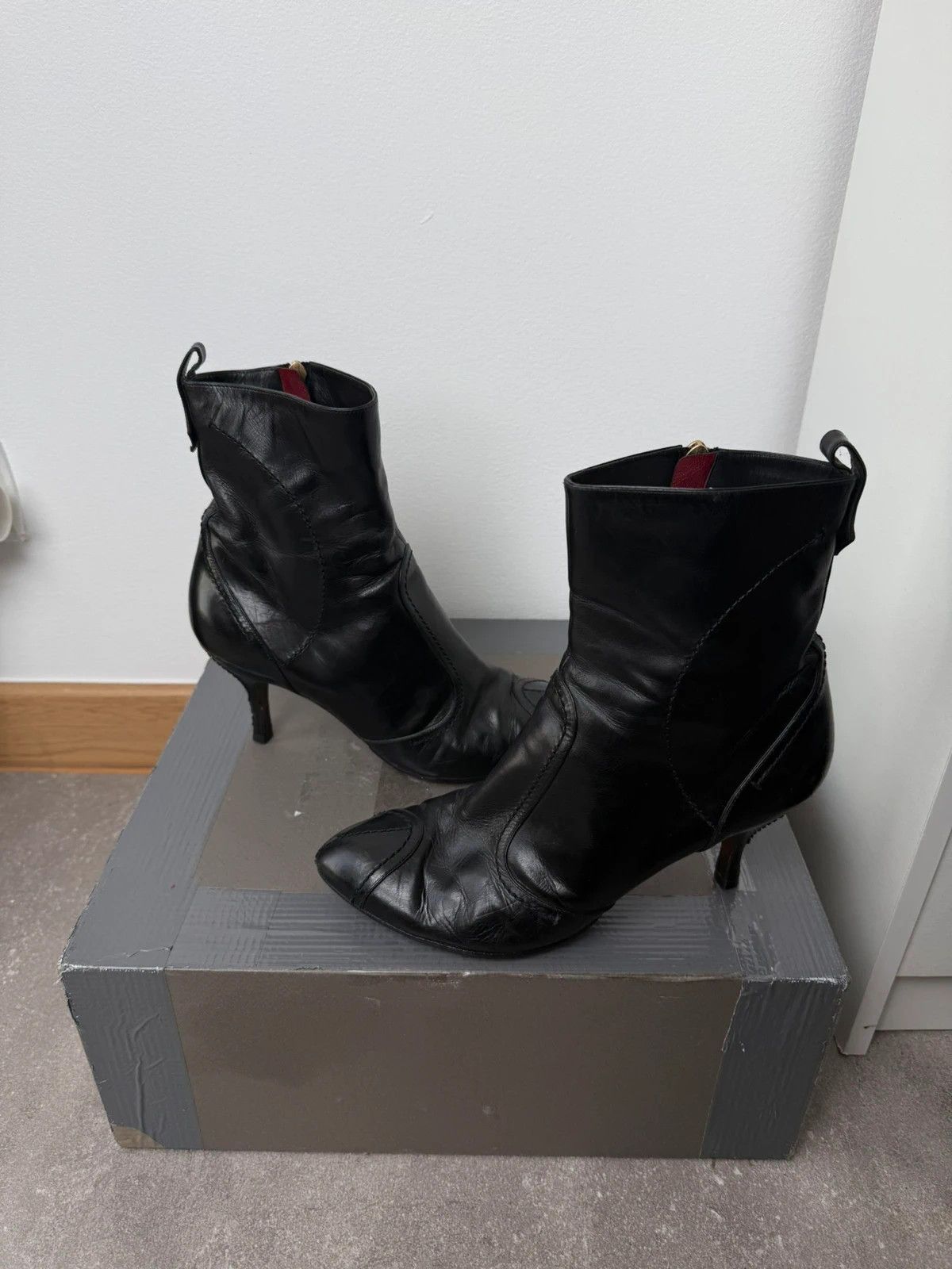 Louis Vuitton Louis Vuitton heels vintage luxury old money street wear Size US 11 / IT 41 - 2 Thumbnail