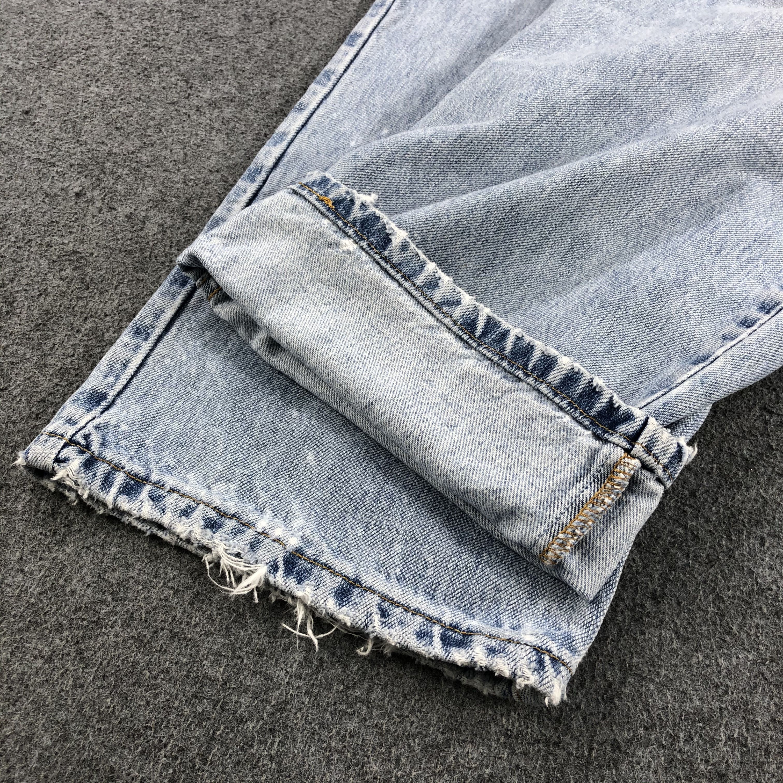 Levi's Vintage Blue Wash Levis 550 Jeans-J1620 Size US 39 - 7 Thumbnail
