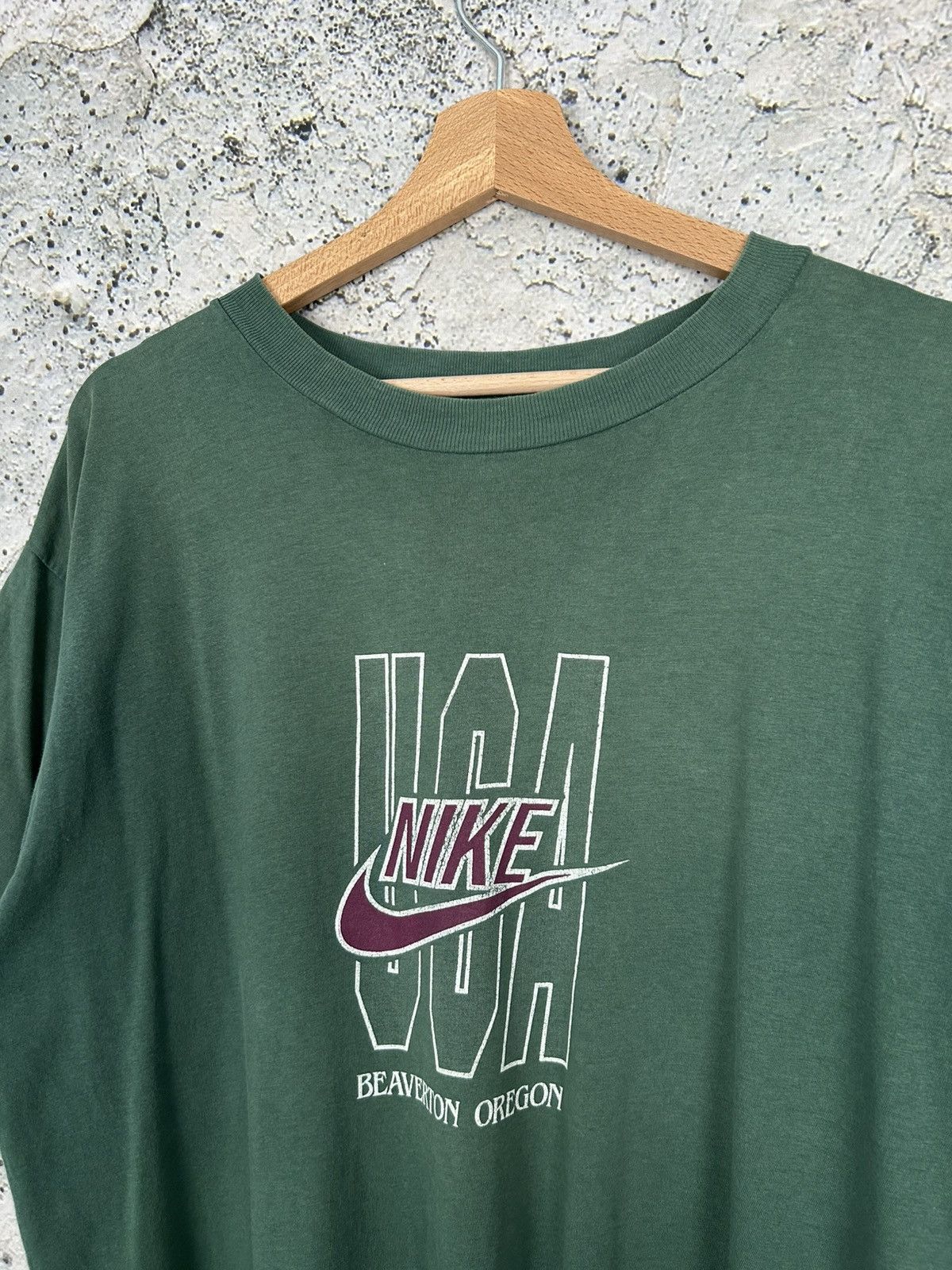 Nike Vintage Nike Grey Tag Tee USA Streetwear Baggy Sportswear Size US L / EU 52-54 / 3 - 3 Thumbnail