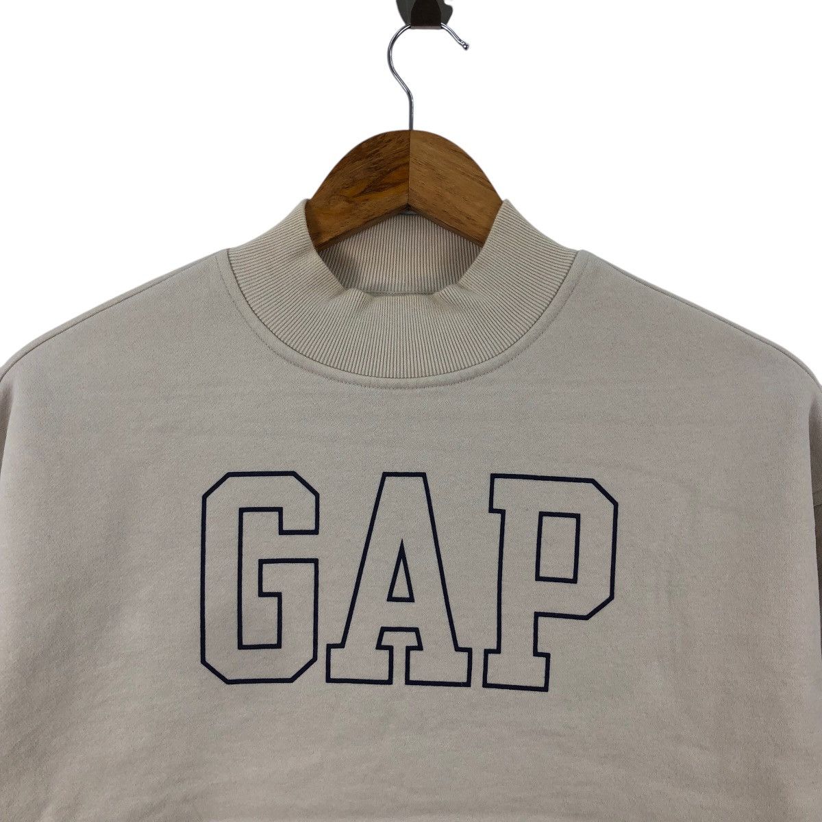 Gap Vintage GAP Sweatshirt Big Logo Crewneck Size Xxs Size XXS / US 00 / IT 34 - 2 Thumbnail