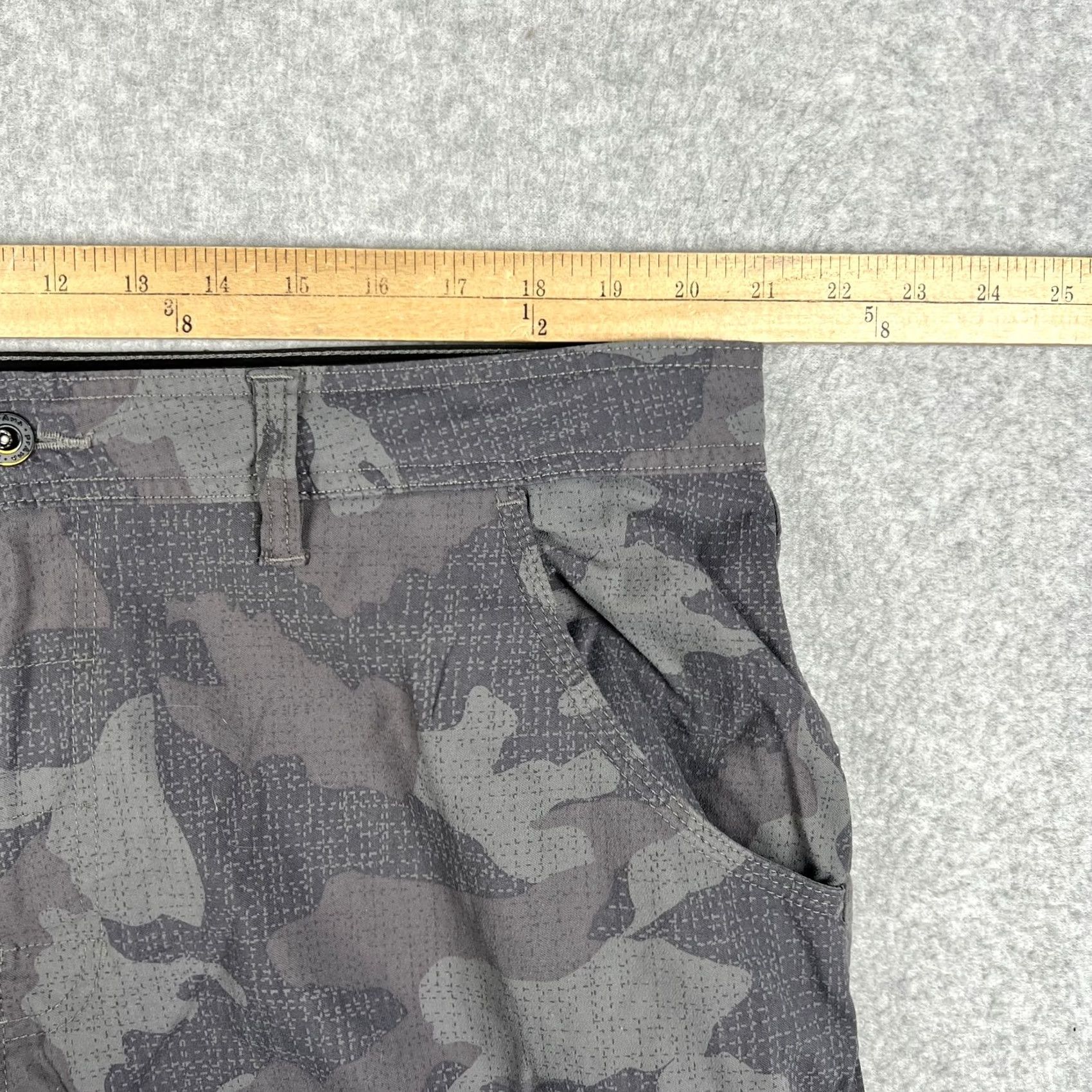 Prana Prana Zion II Stretch Straight Pants Hiking Belt Roll Snap Up 40x34 Grey Camo Mens Regular 40 Gray Camouflage Cargo Pocket Style Belted Pockets Nature Size US 40 / EU 56 - 6 Thumbnail