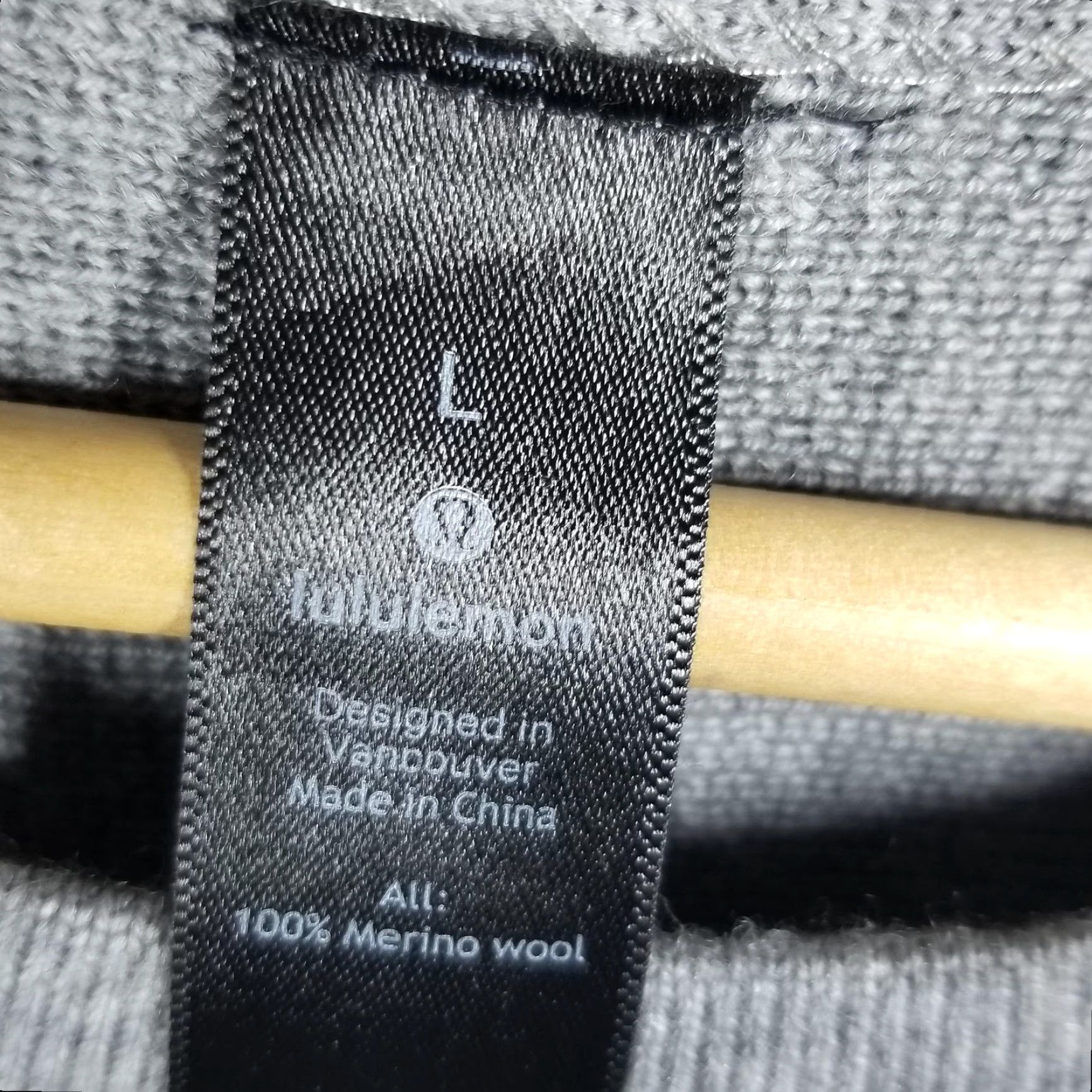 Lululemon Lululemon Sweater Mens Large Gray Merino Wool Crewneck Pullover Lightweight Size US L / EU 52-54 / 3 - 4 Thumbnail