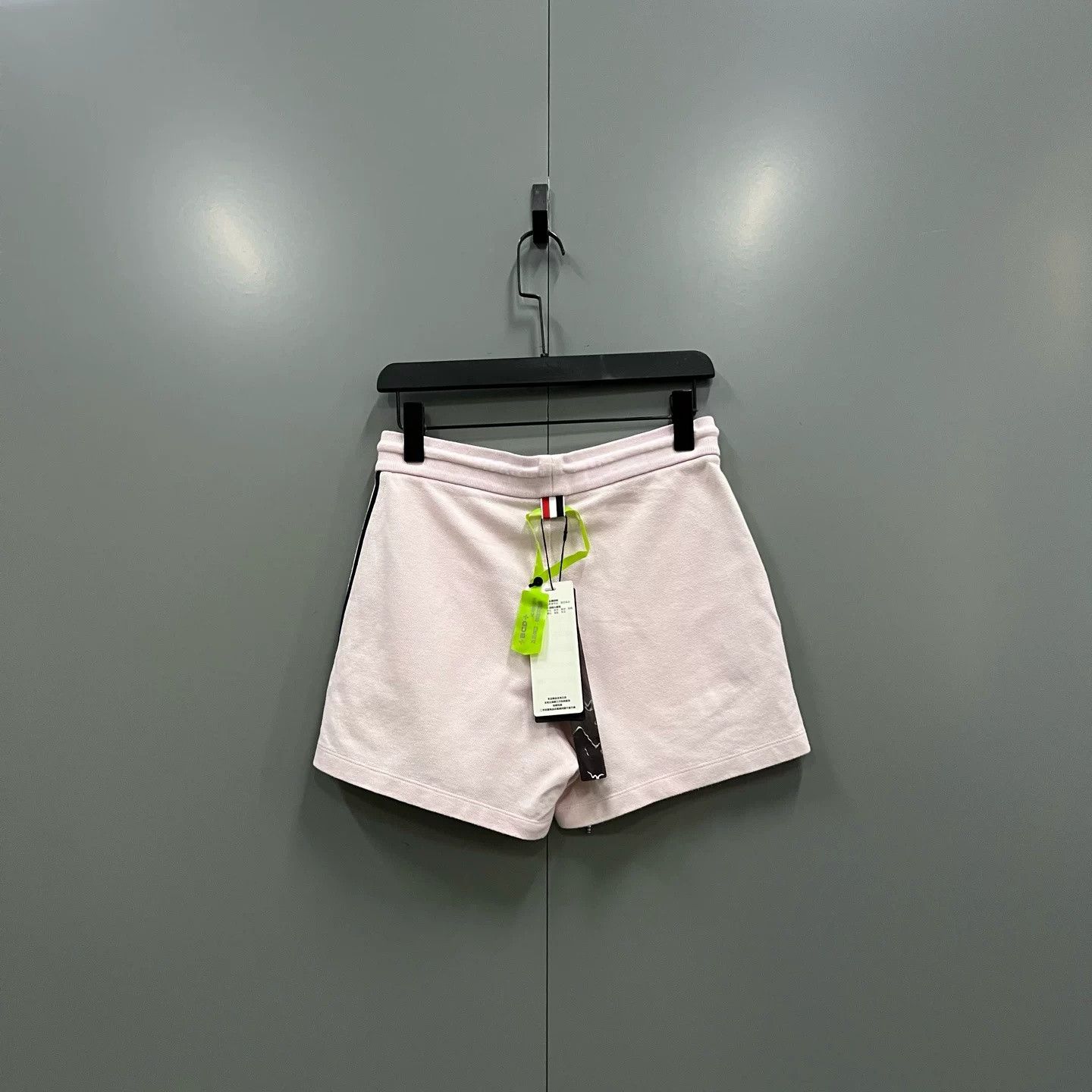 Thom Browne Thom Browne TB Side Stripe Drawstring Shorts Size US 38 / EU 54 - 3 Thumbnail