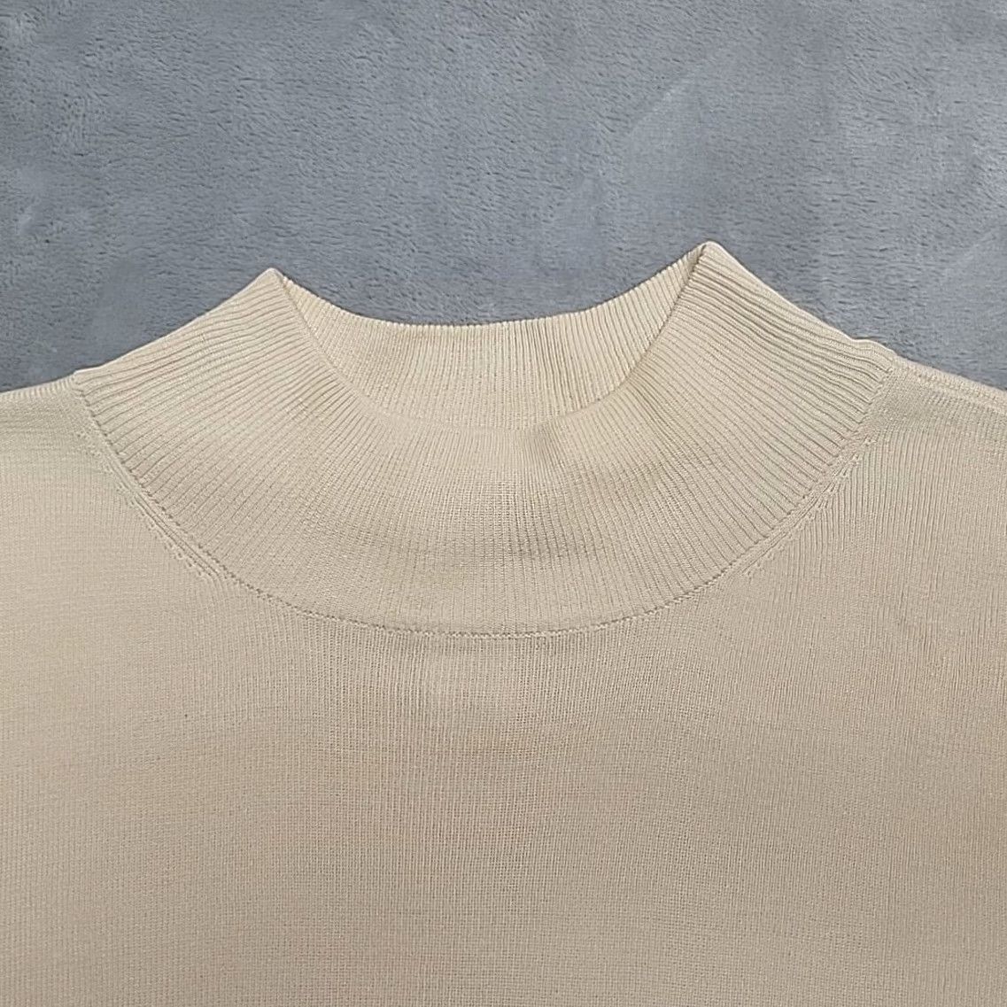 Coldwater Creek Coldwater Creek Top Women L Cream Sleeveless Silk Blend Minimal Capsule Wardrobe Silk Knit Solid Beige Casual Mens Womens Girls Boys Size L / US 10 / IT 46 - 2 Thumbnail