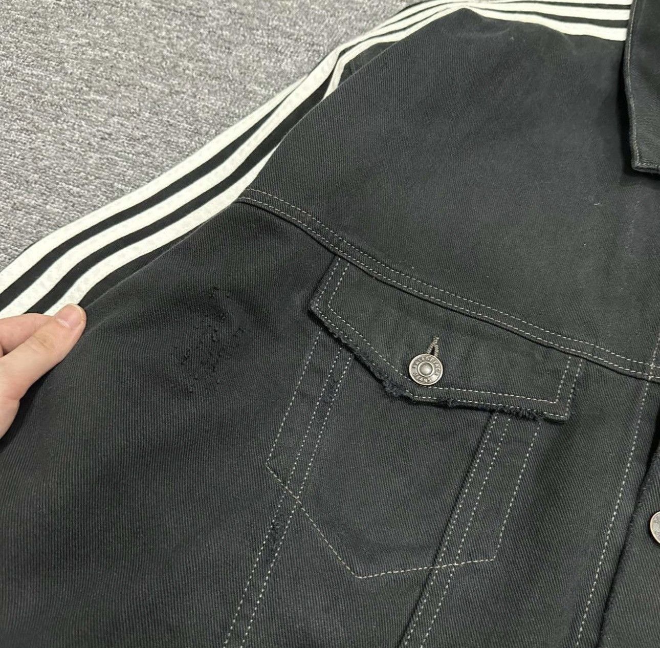 Balenciaga Balenciaga x Adidas Oversized Denim Jacket Sz.3 Size US L / EU 52-54 / 3 - 7 Thumbnail