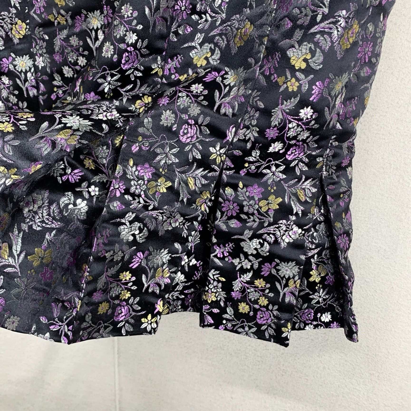 Gloverall ICE Women Skirt 14 Short Mini Purple Black All Over Floral Gothic Maleficent Zip Dry Clean Only Satin Nylon Polyester Vintage No Size 36" / US 14 / IT 50 - 7 Thumbnail