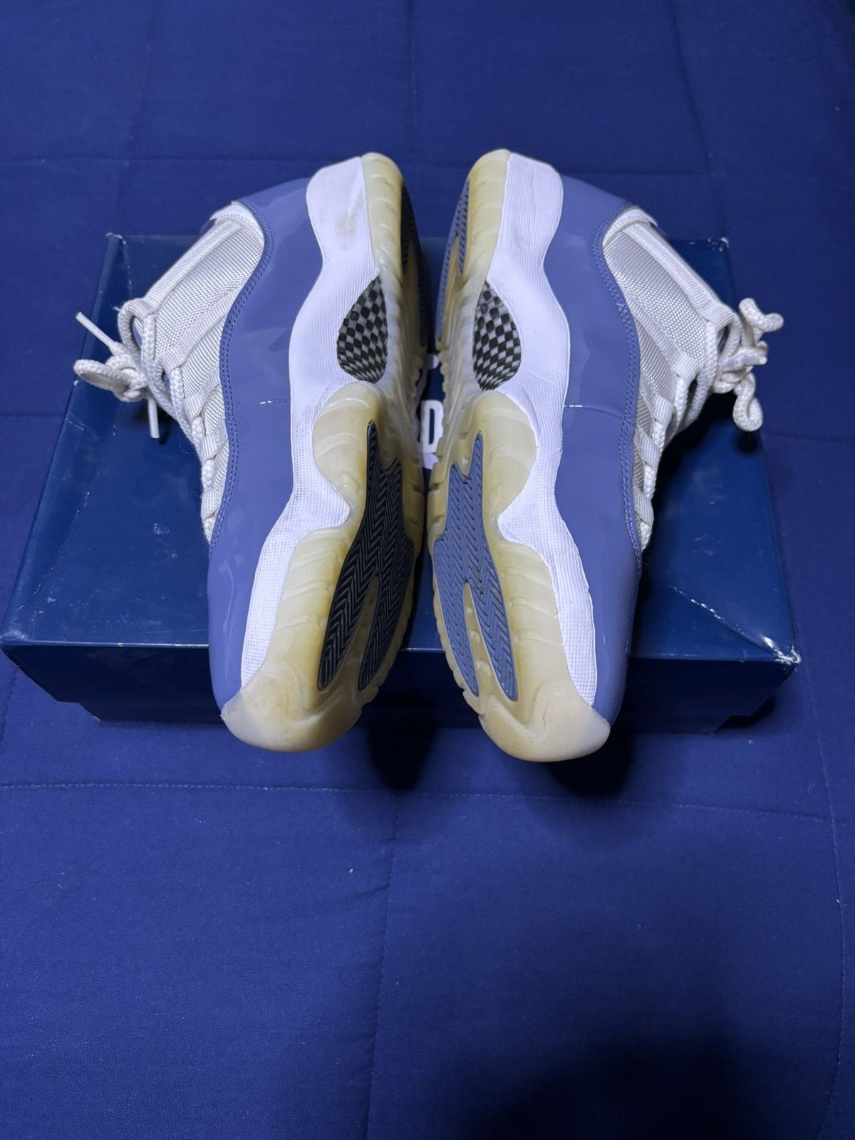 Jordan Brand Jordan 11 Retro Low Diffused Blue 2024 Size 10.5 Size US 10.5 / EU 43-44 - 3 Thumbnail