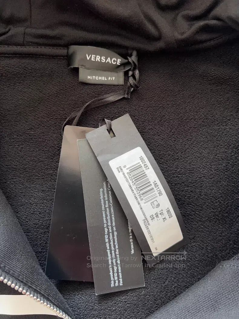 Versace Versace Zippered hooded sweatshirt with three-dimensional Size US XL / EU 56 / 4 - 5 Thumbnail