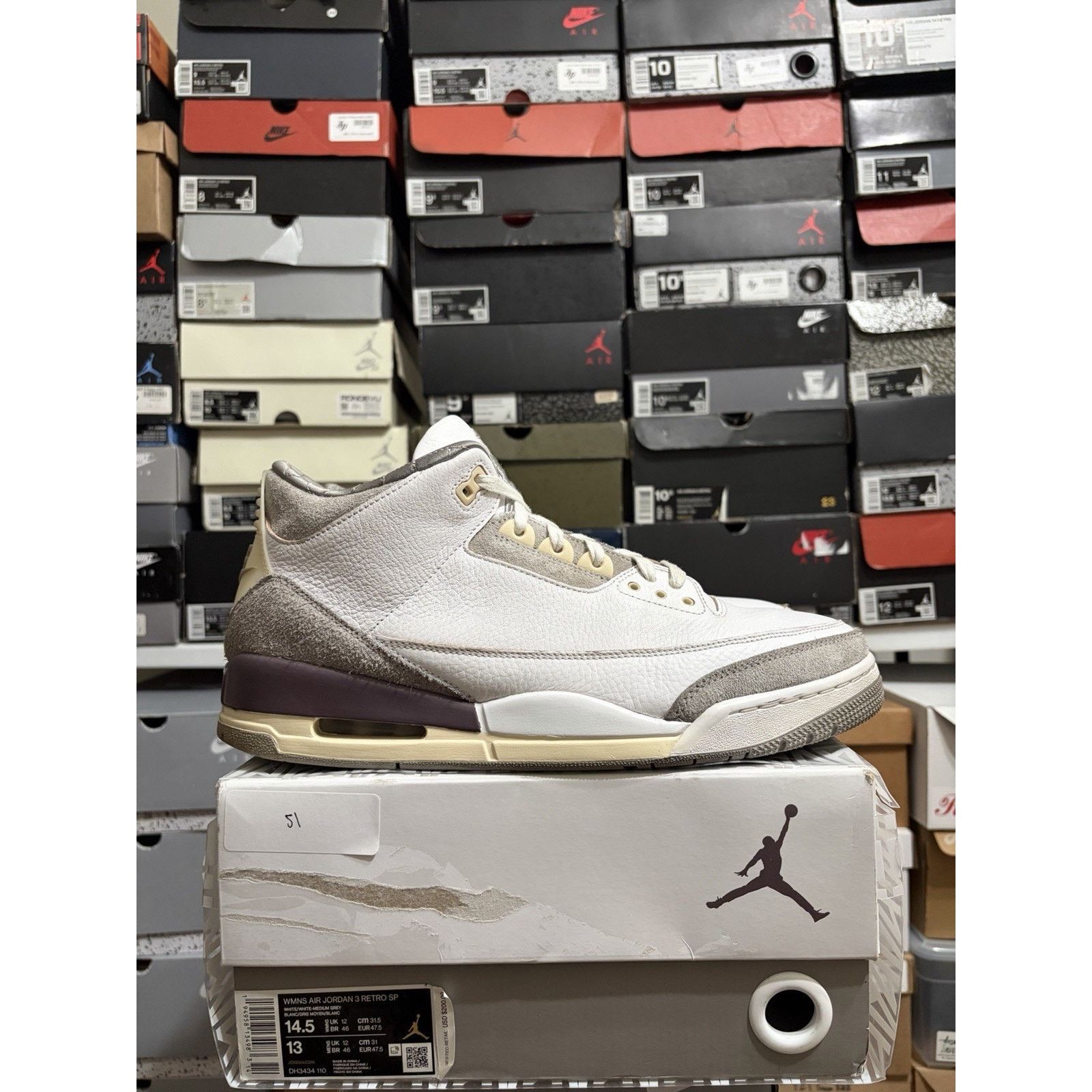 Jordan Brand Size 14.5W - Jordan 3 Retro SP A Ma Maniére (DH3434-110) Size US 13 / EU 46 - 1 Thumbnail