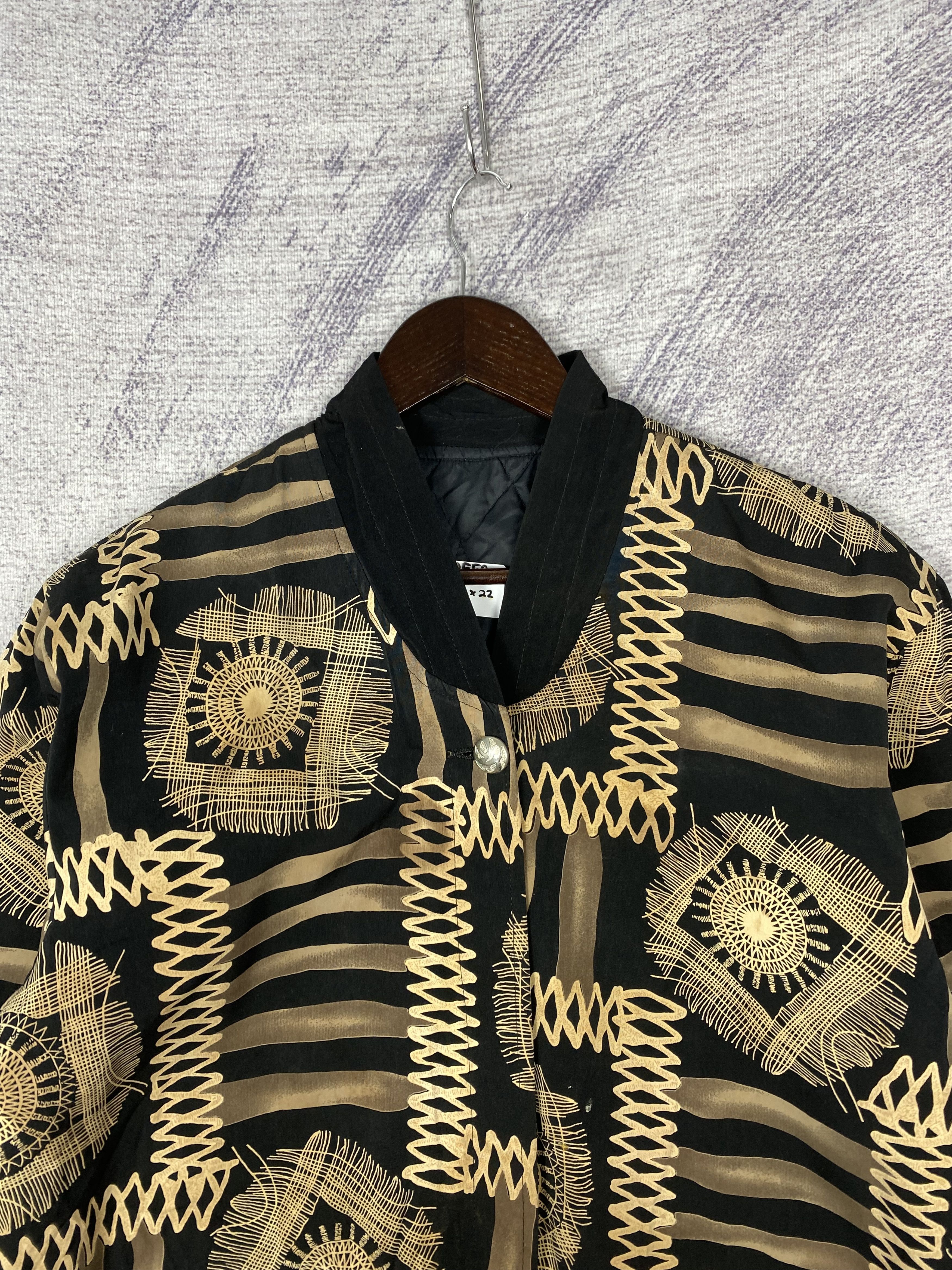 Vintage Japanese Brand Monogram Quilted Lining Jacket