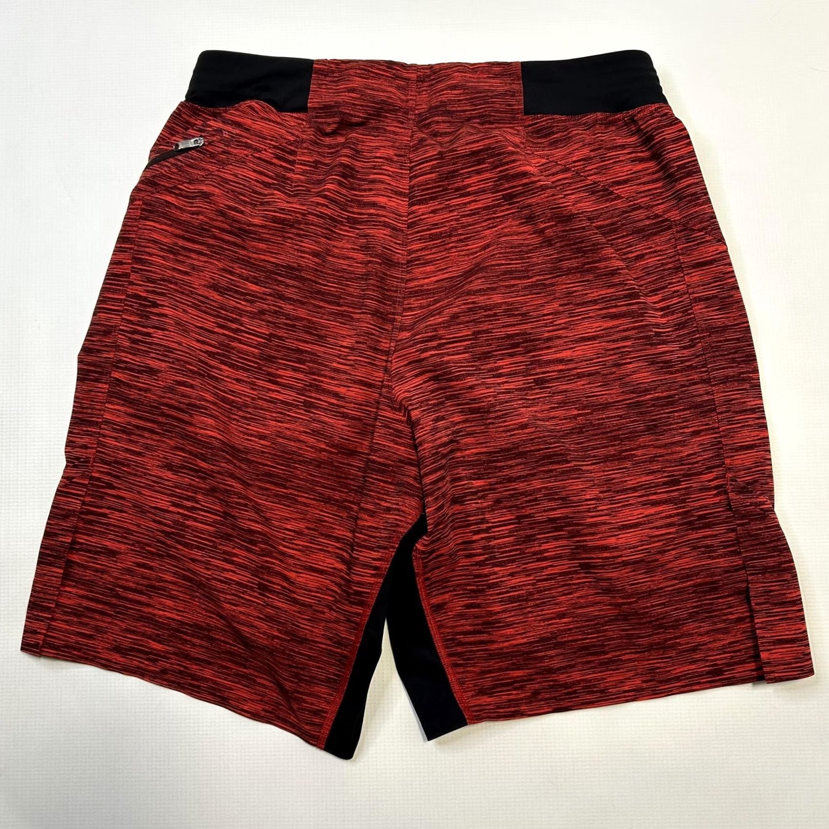 Lululemon Lululemon Shorts Mens M Red Black Surge Lined Drawstring Athletic Gym Size US 31 - 3 Thumbnail