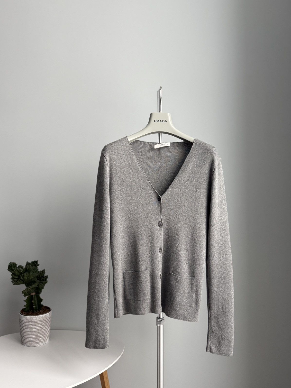 Miu Miu Prada Grey Cotton V-Neck Cardigan Button Front Knit Sweater Size S / US 4 / IT 40 - 2 Thumbnail