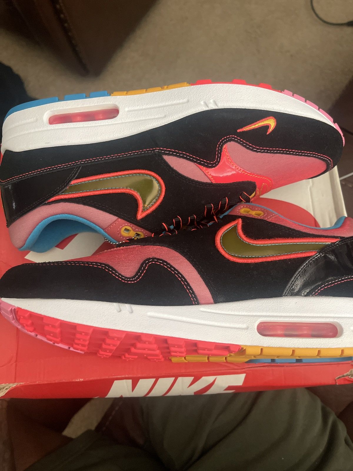 Nike “CHINATOWN” 🇨🇳 NIKE AIR MAX 1 SE Size US 10.5 / EU 43-44 - 7 Thumbnail