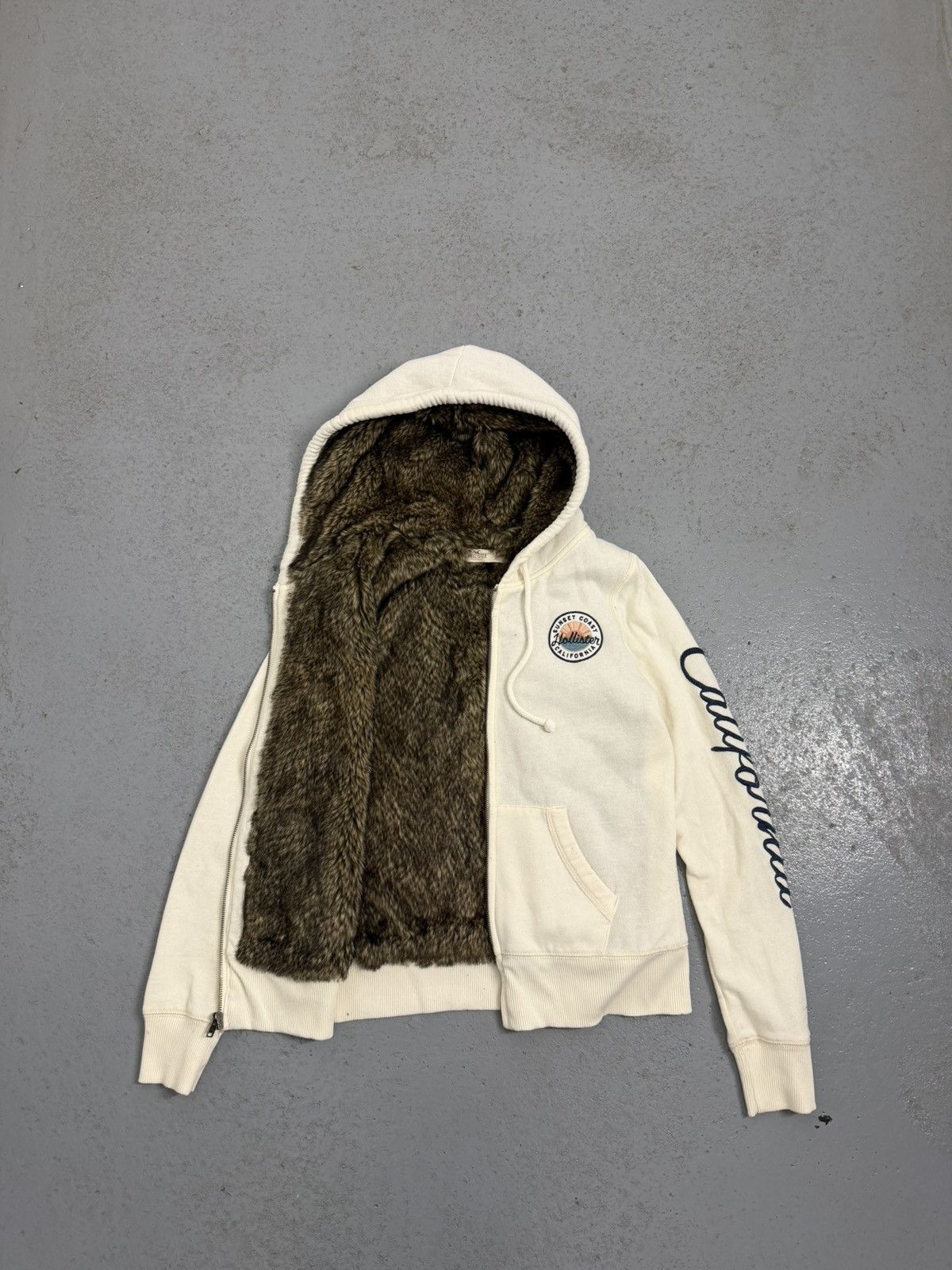 Hollister Streetwear Hollister Fur Y2K Streetwear Zip Hoodie Size M / US 6-8 / IT 42-44 - 1 Thumbnail