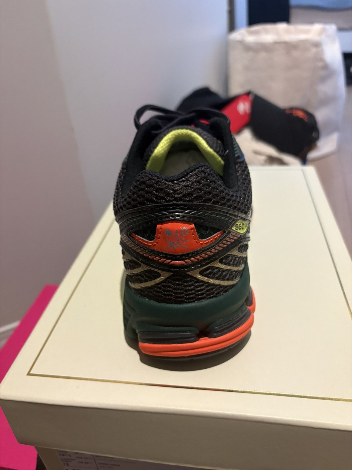 Aime Leon Dore × New Balance Aime Leon Dore x New Balance 860V2 Green Multi Size US 10.5 / EU 43-44 - 6 Thumbnail