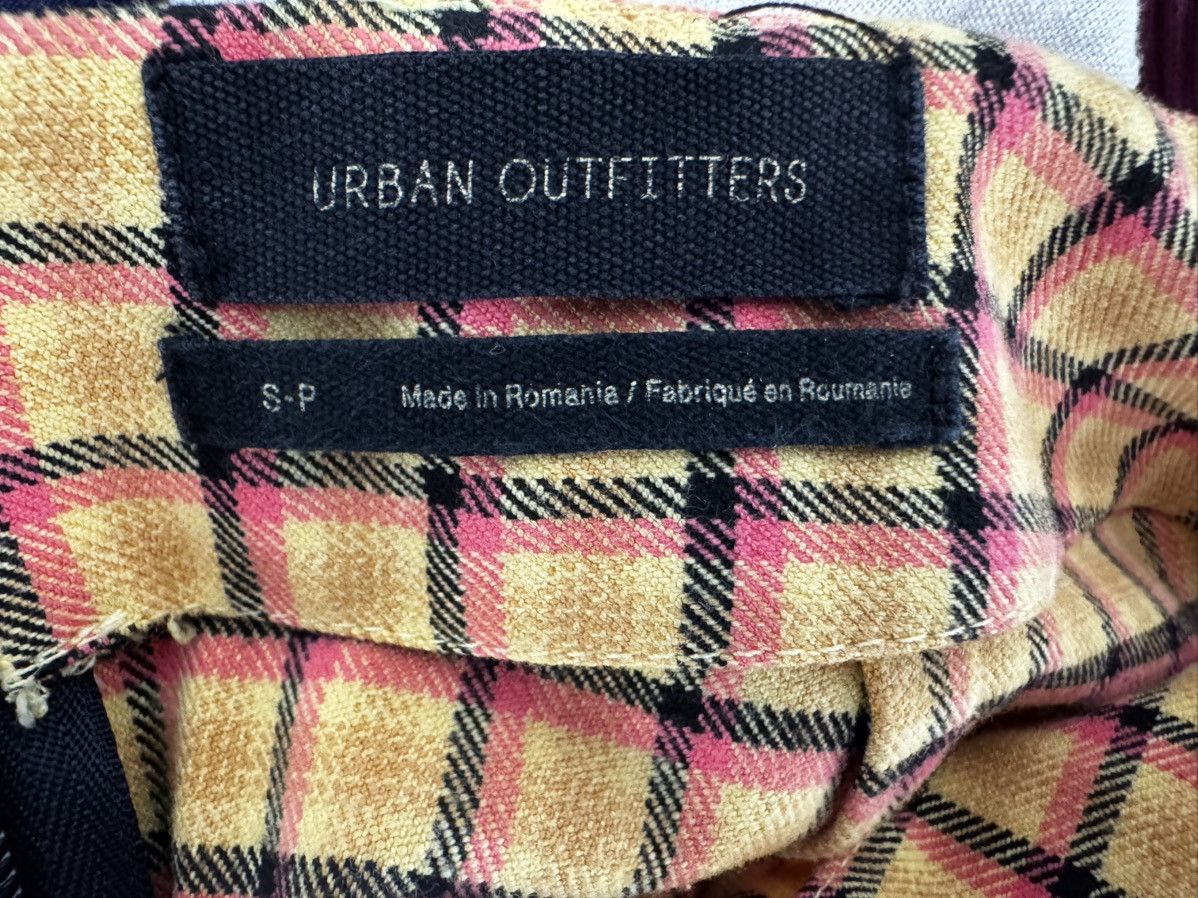 Urban Outfitters Urban Outfitters Yellow Plaid Style Mini Skirt Size Small Size 30" / US 8 / IT 44 - 3 Thumbnail