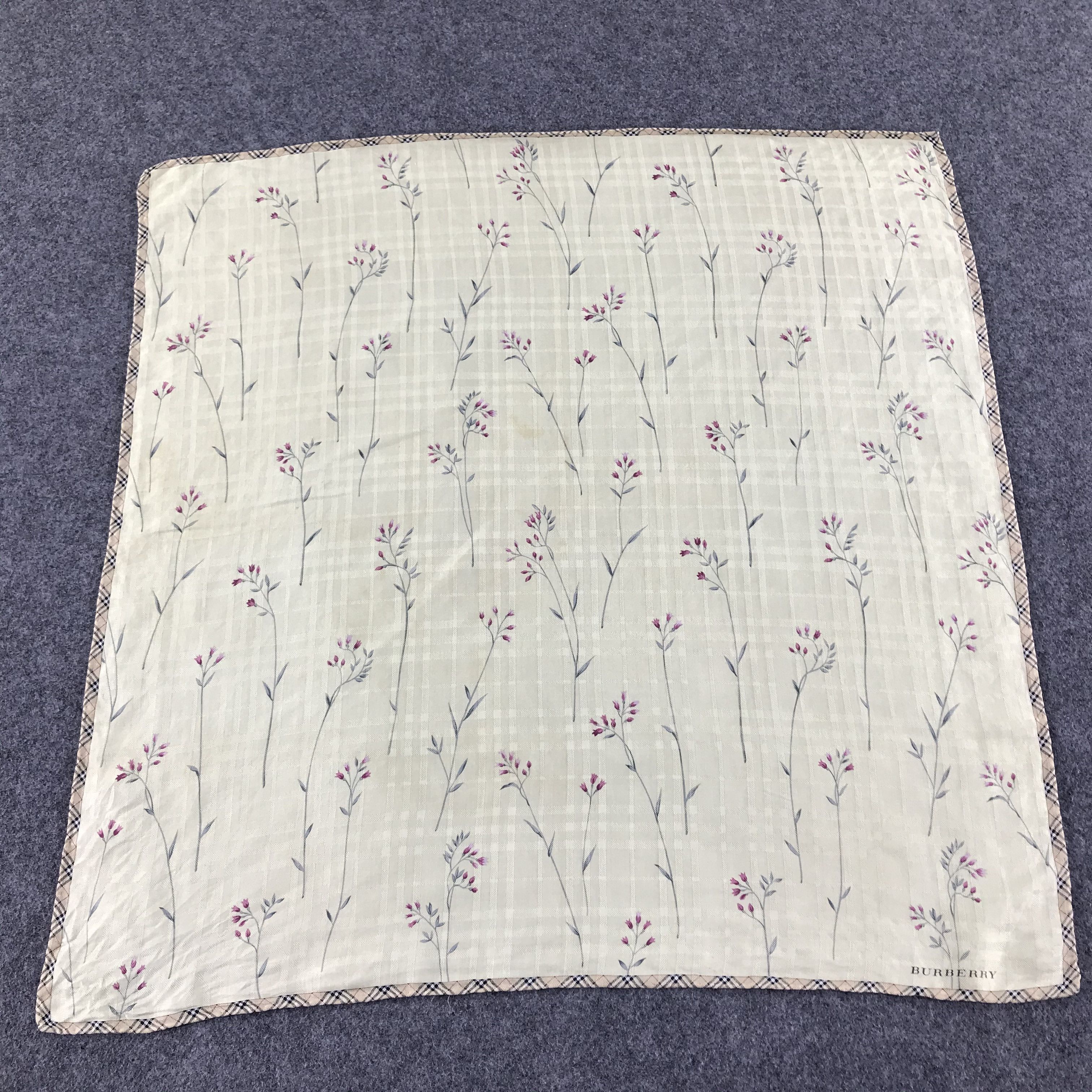 Burberry Burberry Handkerchief Neckerchief Bandana H238 Size ONE SIZE - 4 Thumbnail