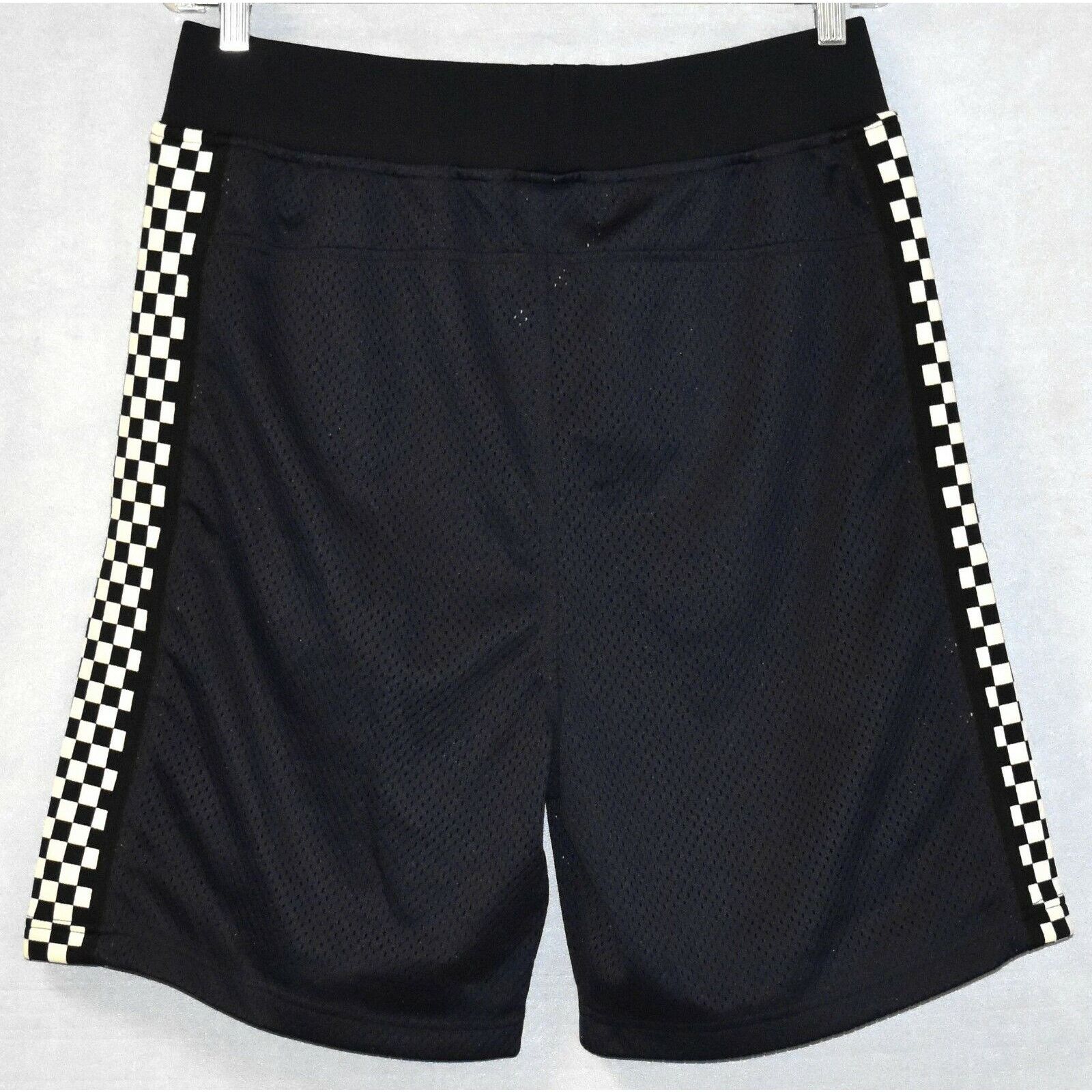 Undefeated NWT UNDEFEATED Navy W/Check Basketball Shorts Sz L $90 Size US 36 / EU 52 - 2 Thumbnail