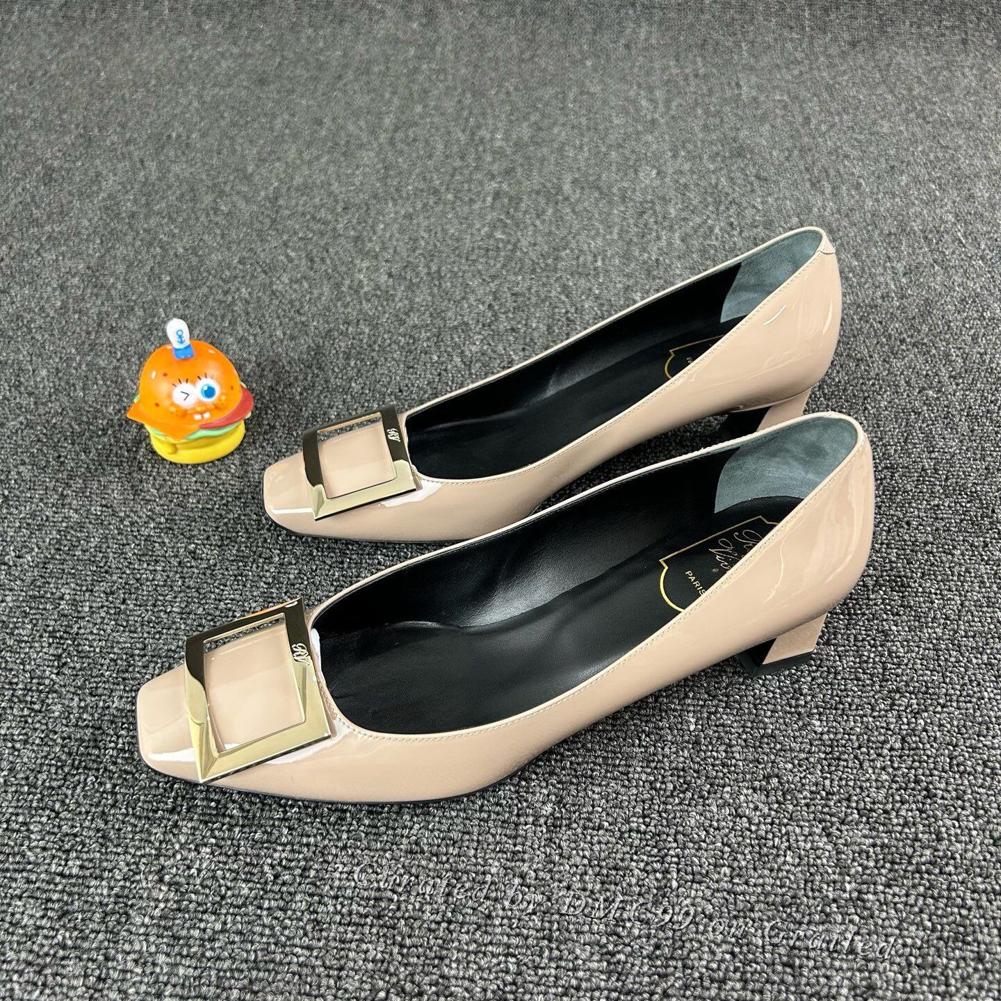 Roger Vivier Roger Vivier Elephant Gray High Heels Size US 8 / IT 38 - 1 Thumbnail