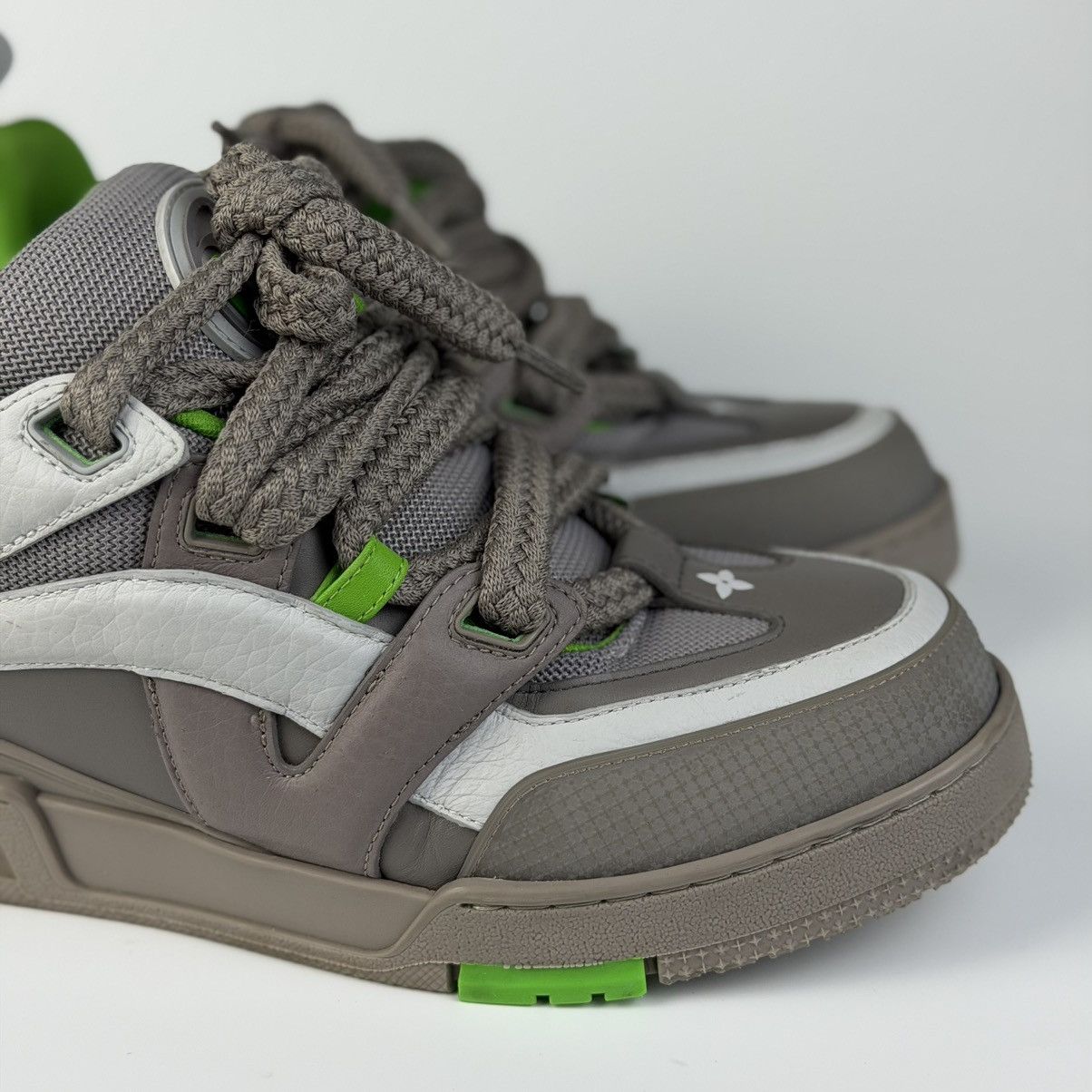 Louis Vuitton Louis Vuitton Skate Grey Green Size US 7.5 / EU 40-41 - 3 Thumbnail