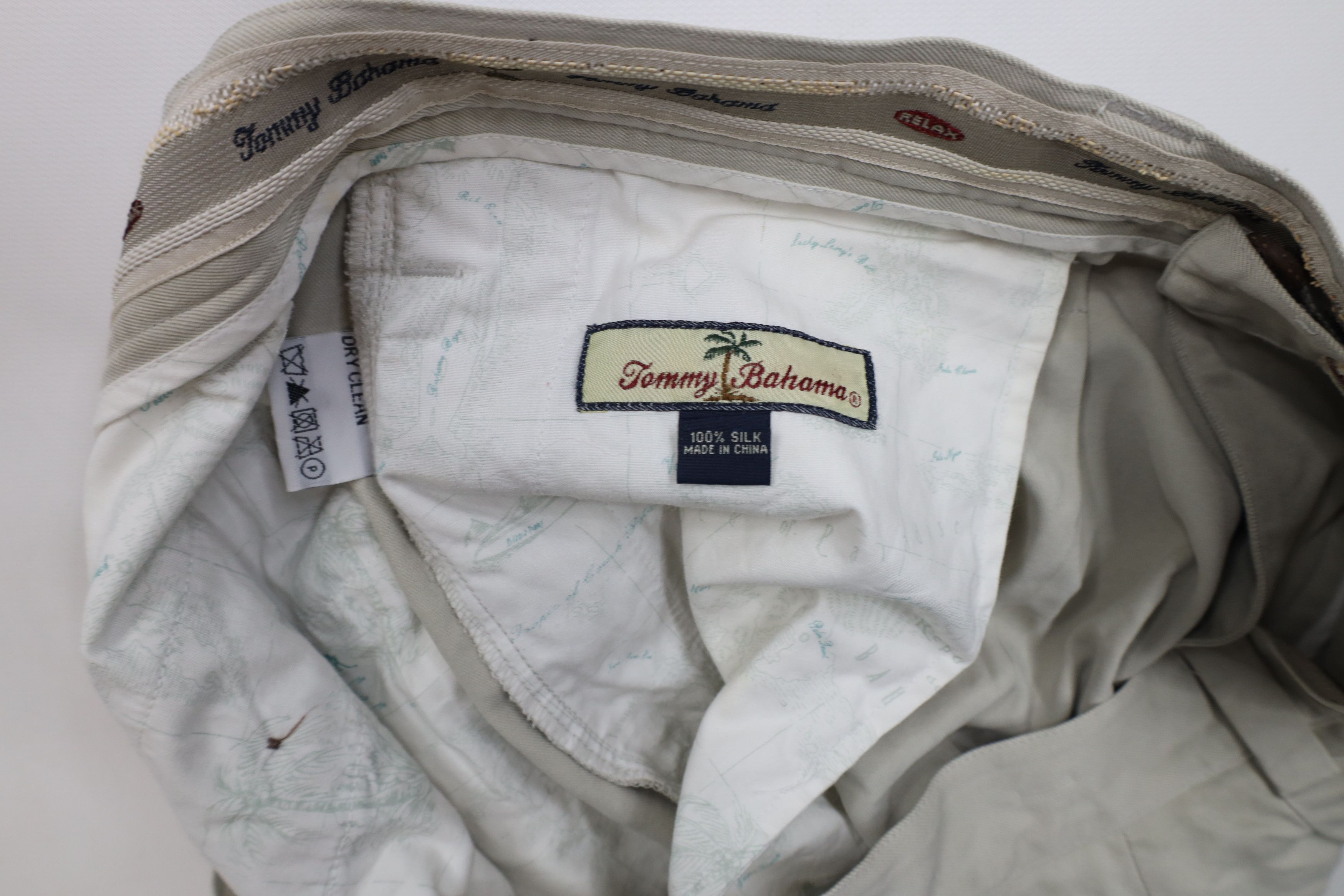 Tommy Bahama × Vintage Vintage 90s Tommy Bahama Silk Wide Leg Chino Pants Gray Size US 38 / EU 54 - 8 Thumbnail