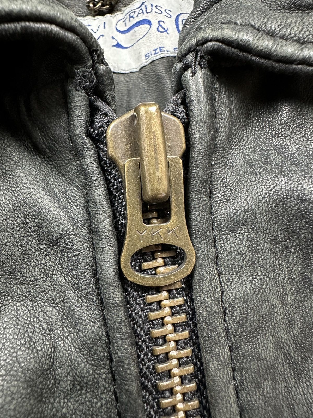 Levi's Vintage Levi’s Sample Leather Jacket Western Cut 90s Rare Size S / US 4 / IT 40 - 11 Thumbnail