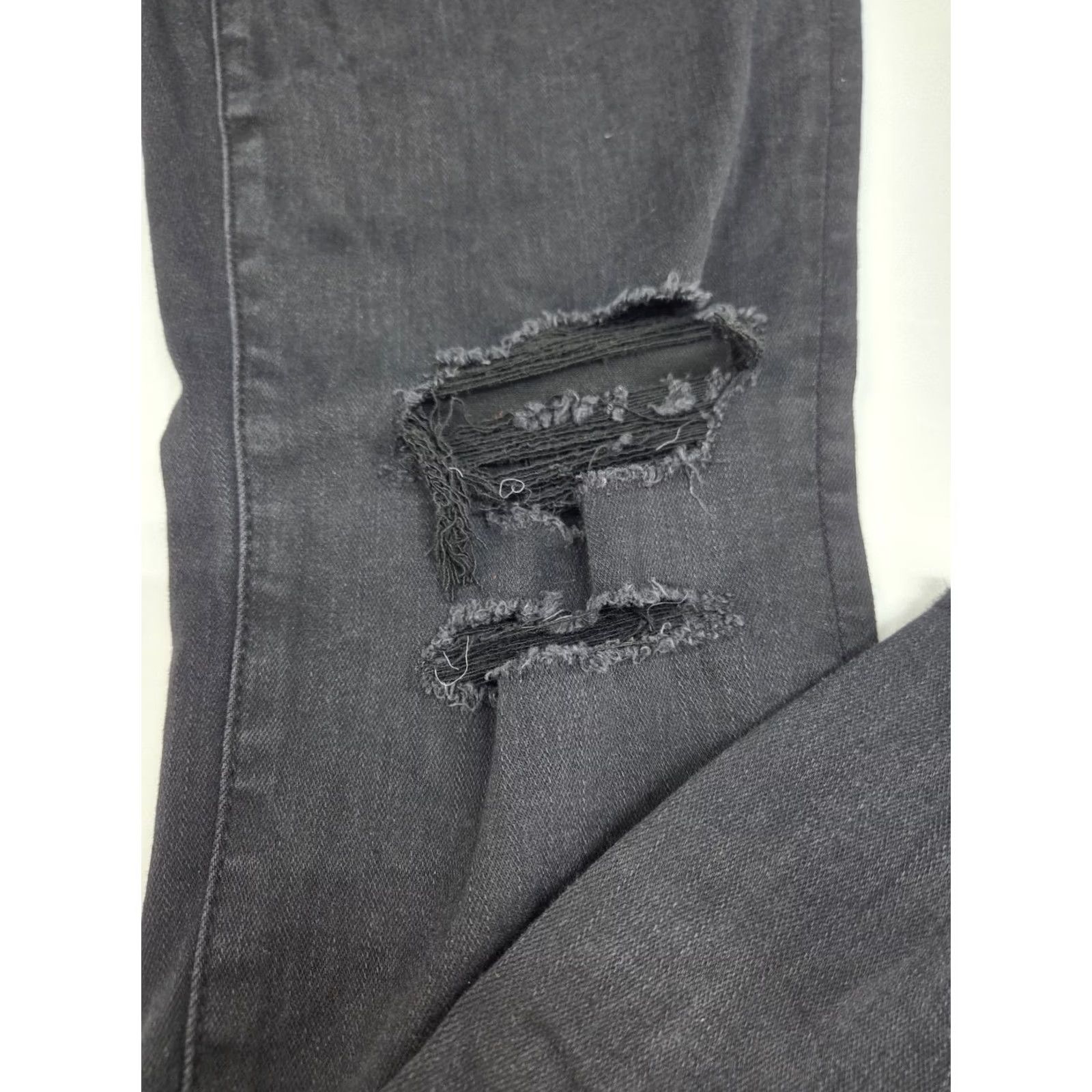 American Eagle Outfitters NWT American Eagle Womens High Rise Jegging Shorts Distressed Stretch Black 12 Short Size 34" / US 12 / IT 48 - 7 Thumbnail