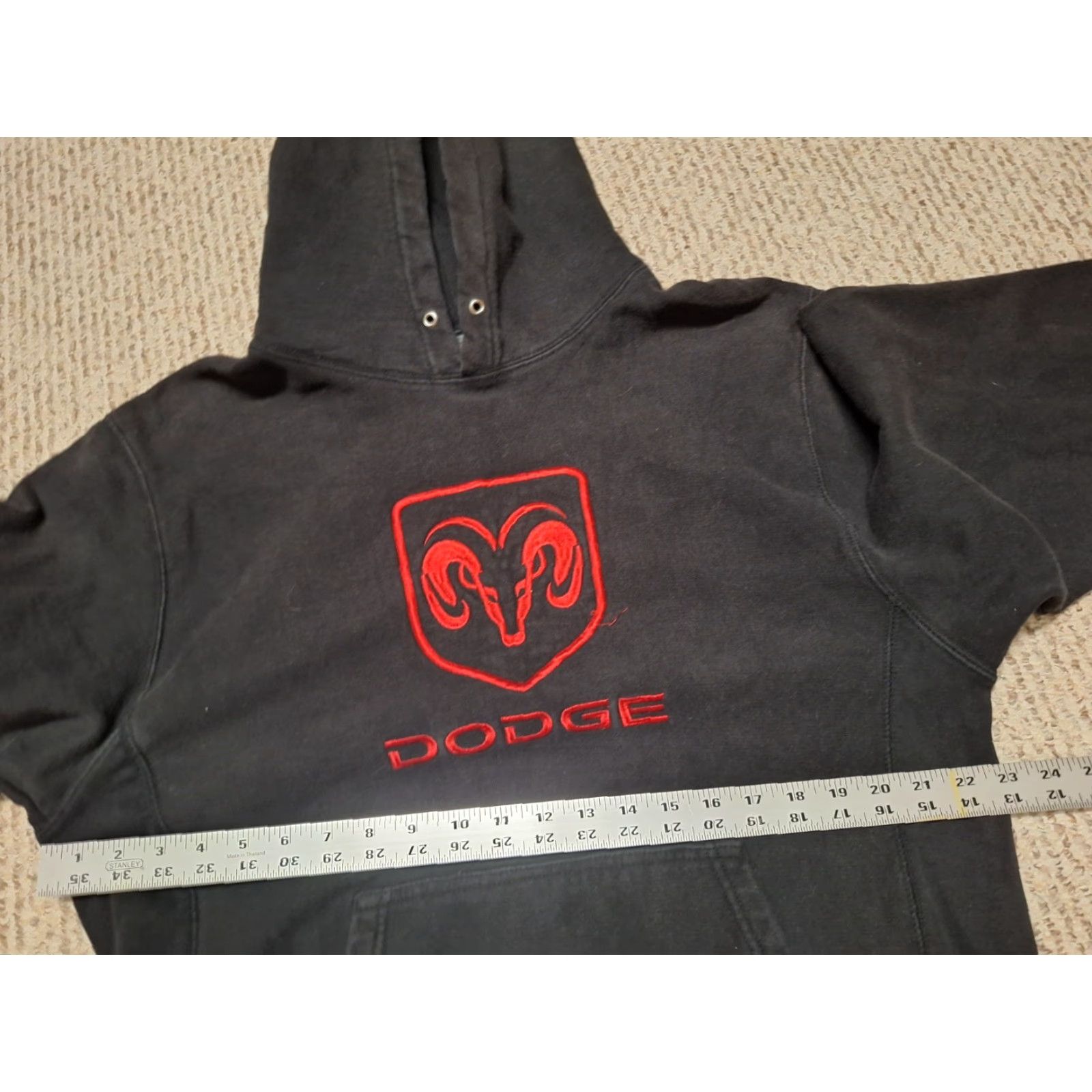 Vintage VINTAGE Dodge Motorsports Hoodie Mens M Black Embroidered Logo Sweatshirt Size US M / EU 48-50 / 2 - 5 Thumbnail