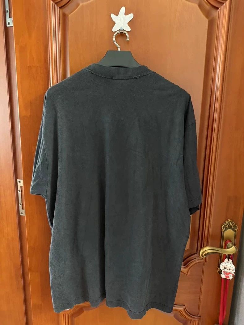 Balenciaga Balenciaga Scissors do old design short sleeves. Size US L / EU 52-54 / 3 - 2 Thumbnail