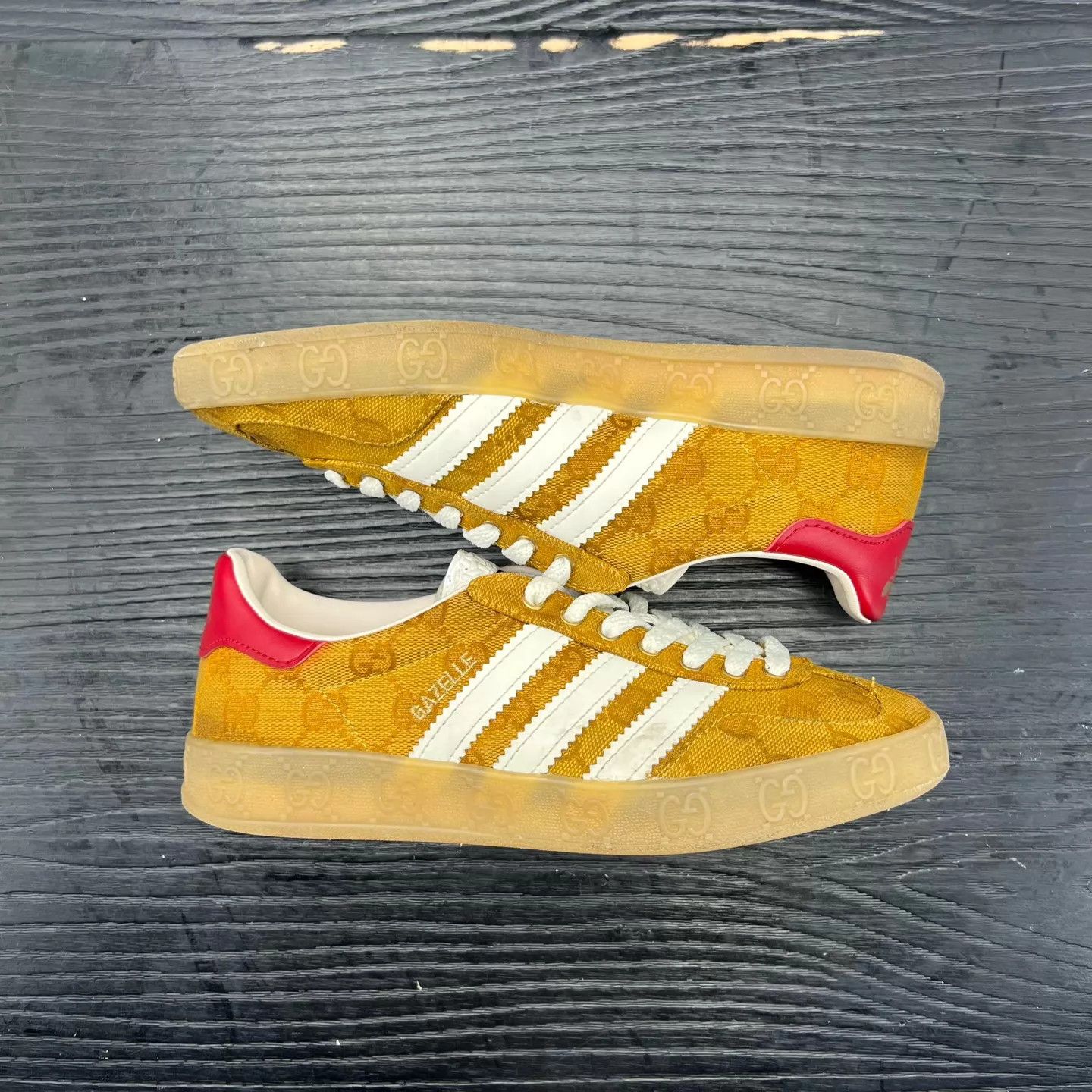 Gucci GUCCI x ADIDAS Screener Trainer Yellow EU 36.5 Size US 5.5 / IT 35.5 - 2 Thumbnail