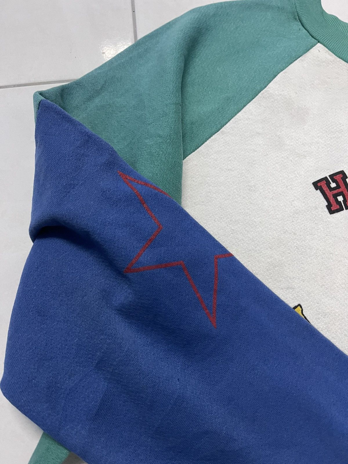 Hockey Skateboards VINTAGE 80S RAGLAN HOCKEY USA GRAPHIC TEE VERY RARE Size US L / EU 52-54 / 3 - 5 Thumbnail