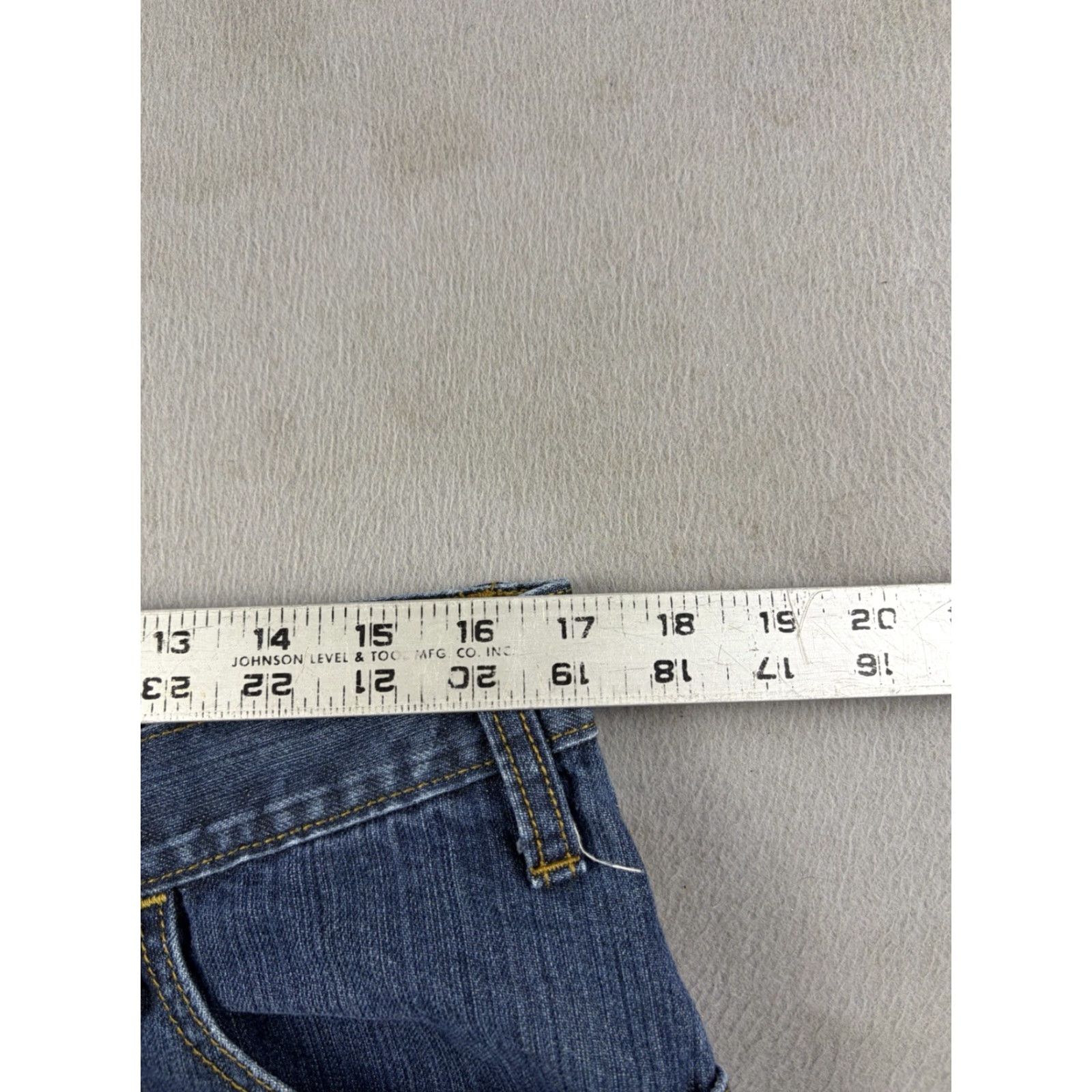 Denime VINTAGE Levi’s Silvertab Jeans Men’s 36x31 Blue Denim Relaxed Fit 90s Y2k Denim Jeans Mens Size US 36 / EU 52 - 6 Thumbnail