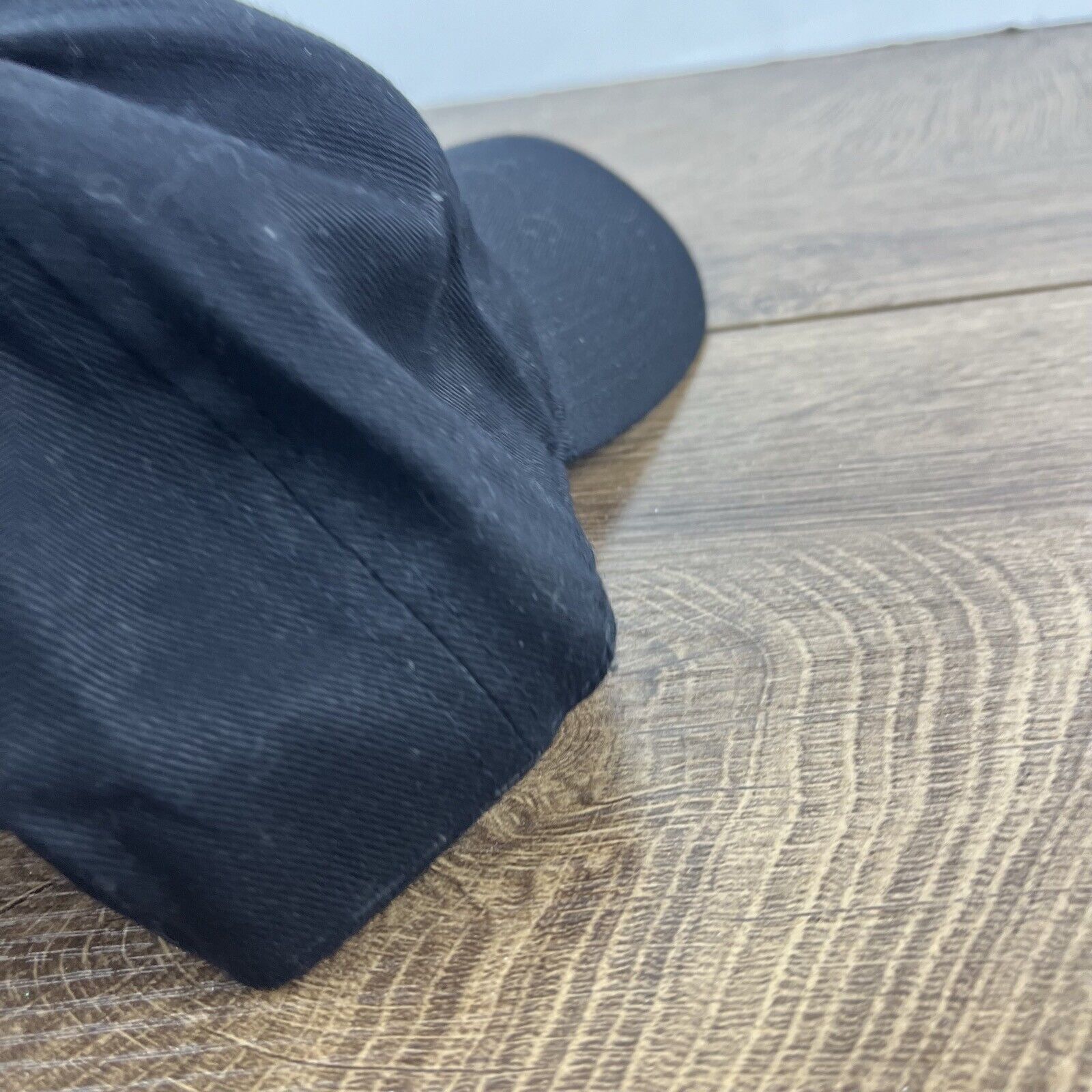 Other Barloworld Hat Black Cap Barloworld Hat Adjustable Hat Black Size ONE SIZE - 13 Thumbnail