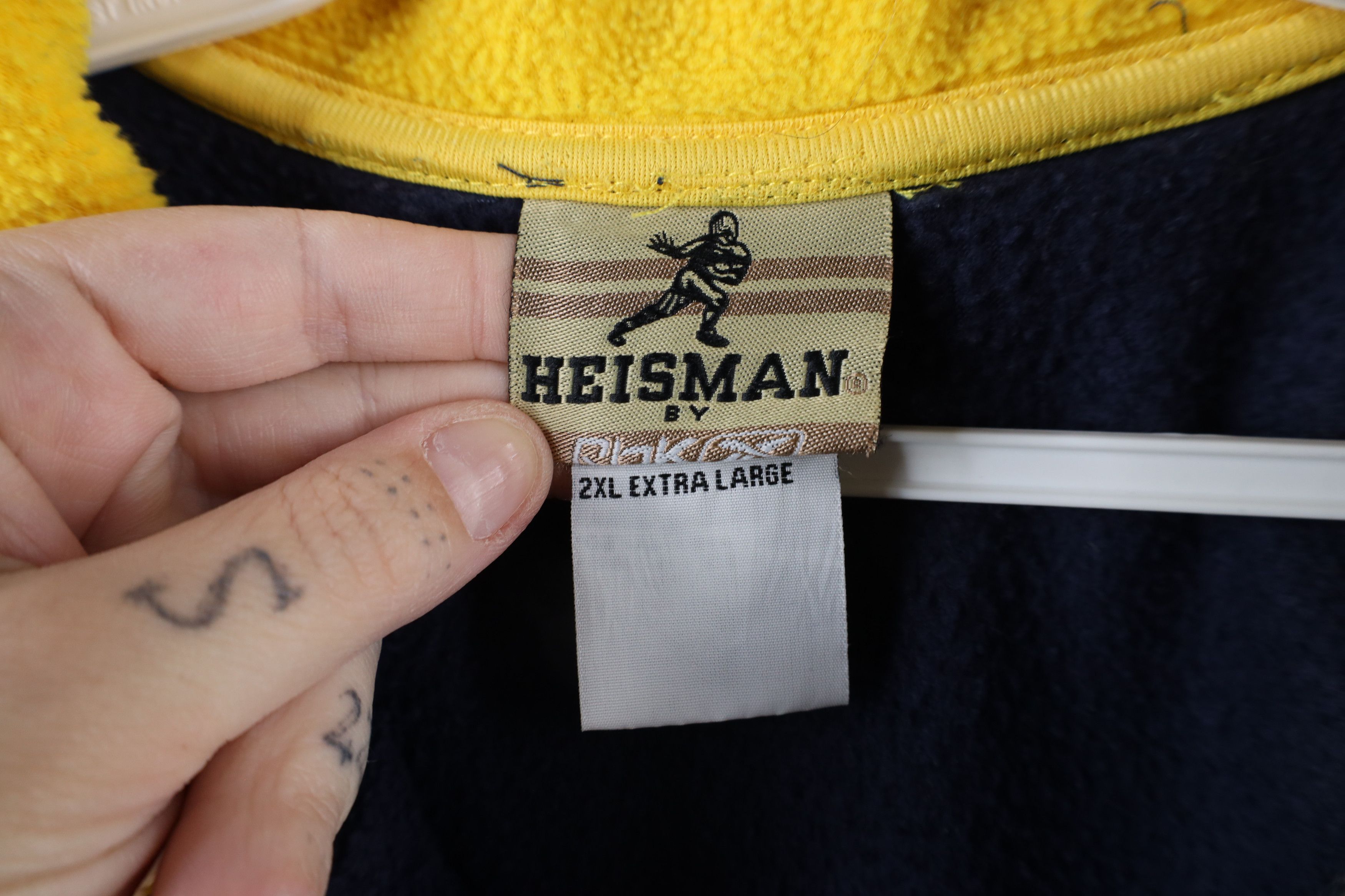 Reebok × Vintage Vintage Reebok Heisman Michigan Football Fleece Sweater Blue Size US XXL / EU 58 / 5 - 7 Thumbnail