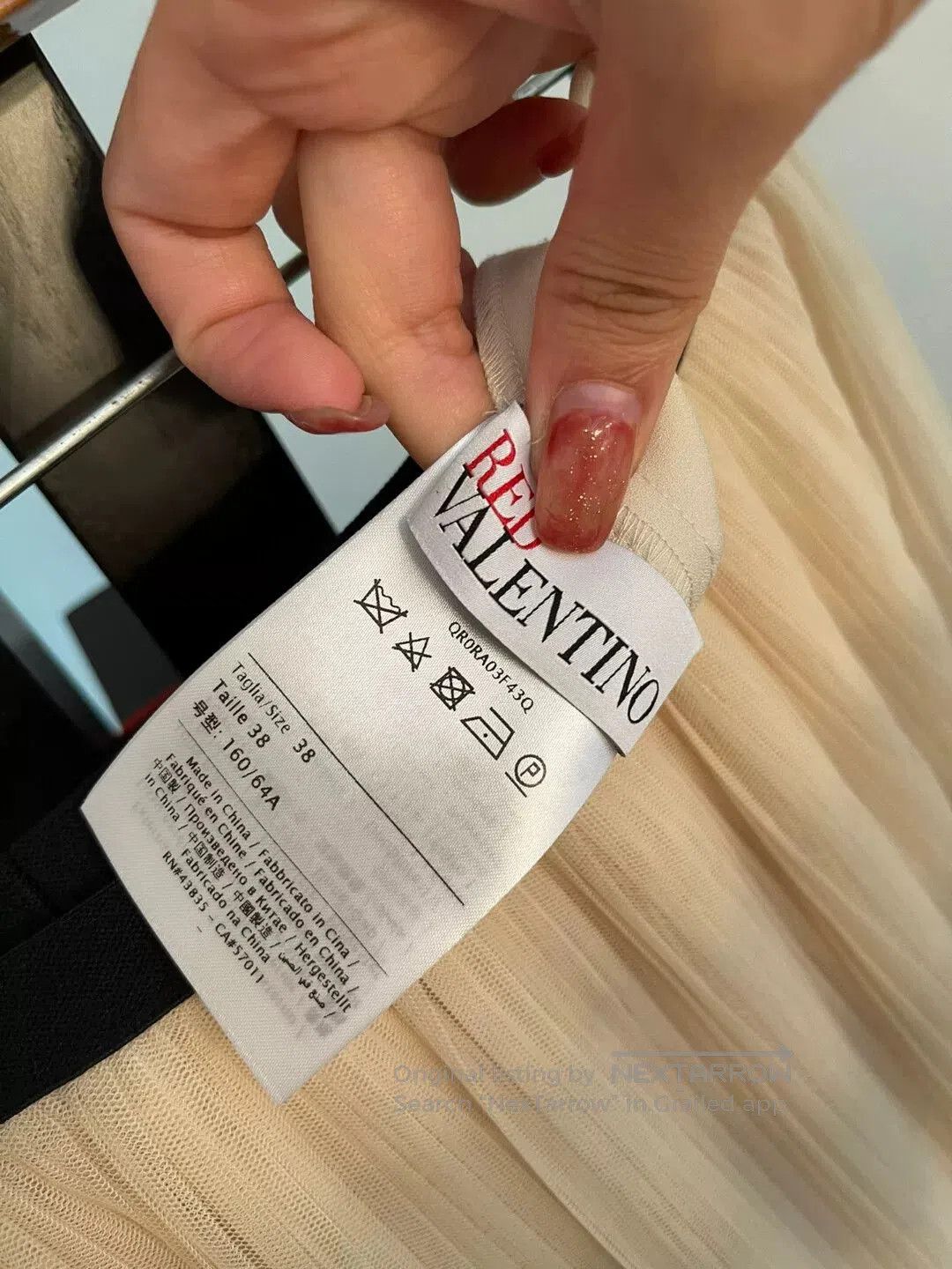 Valentino Red Valentino Pleated Runway Style Skirt. Size US 38 / EU 54 - 3 Thumbnail