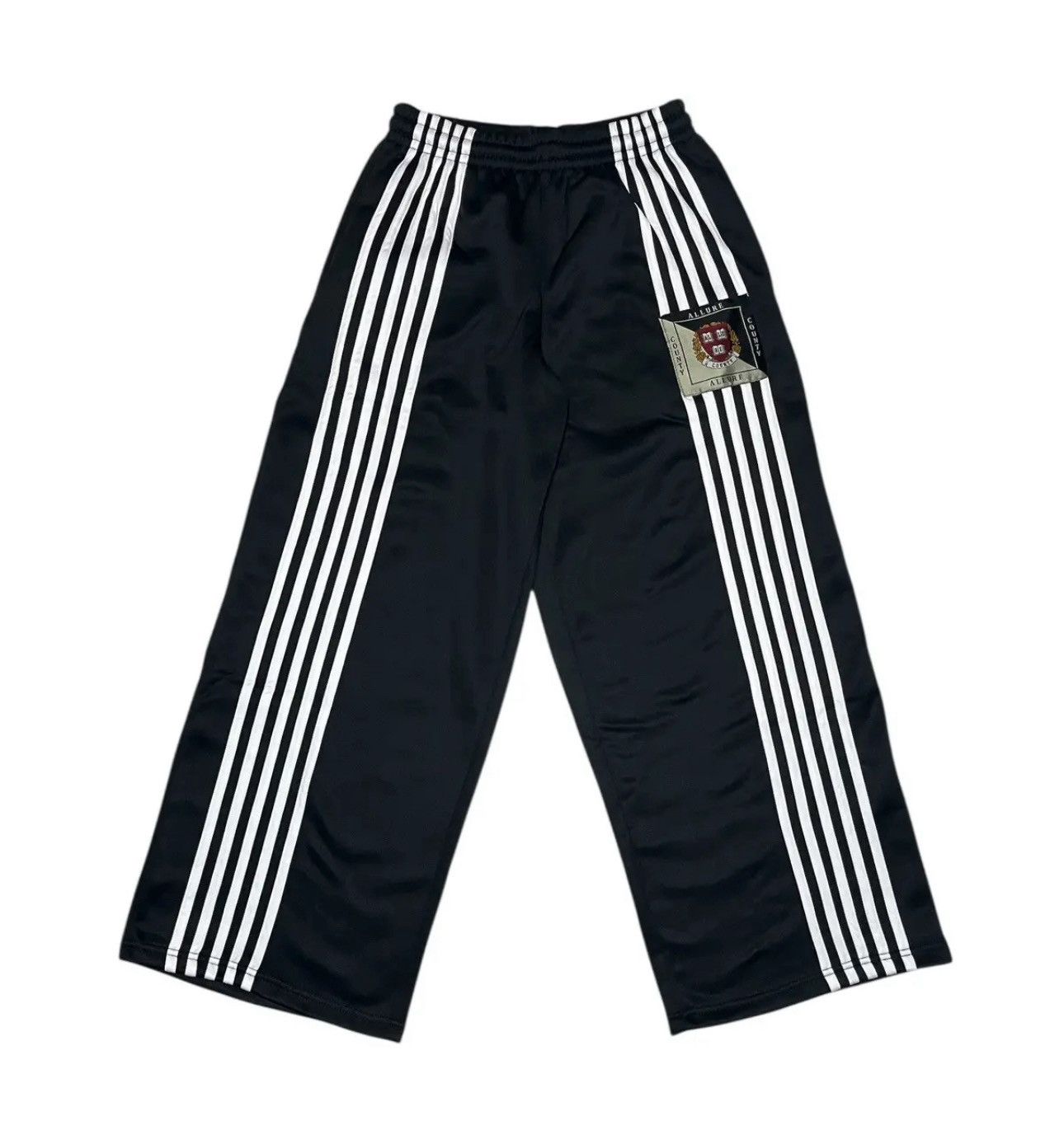 Balenciaga Allure County Sweatpants Size US 33 - 1 Thumbnail
